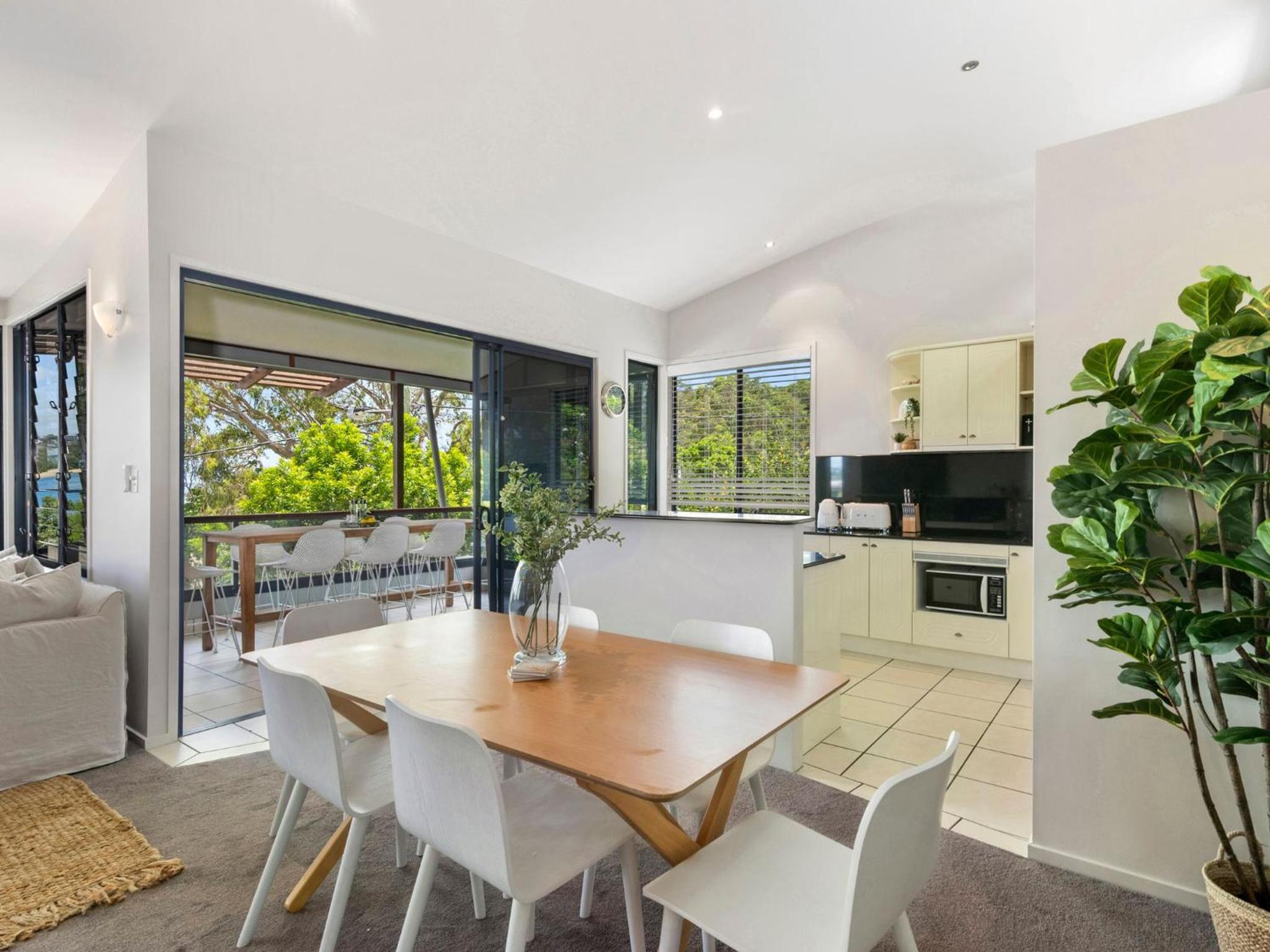 Currumbin Beachfront Haven