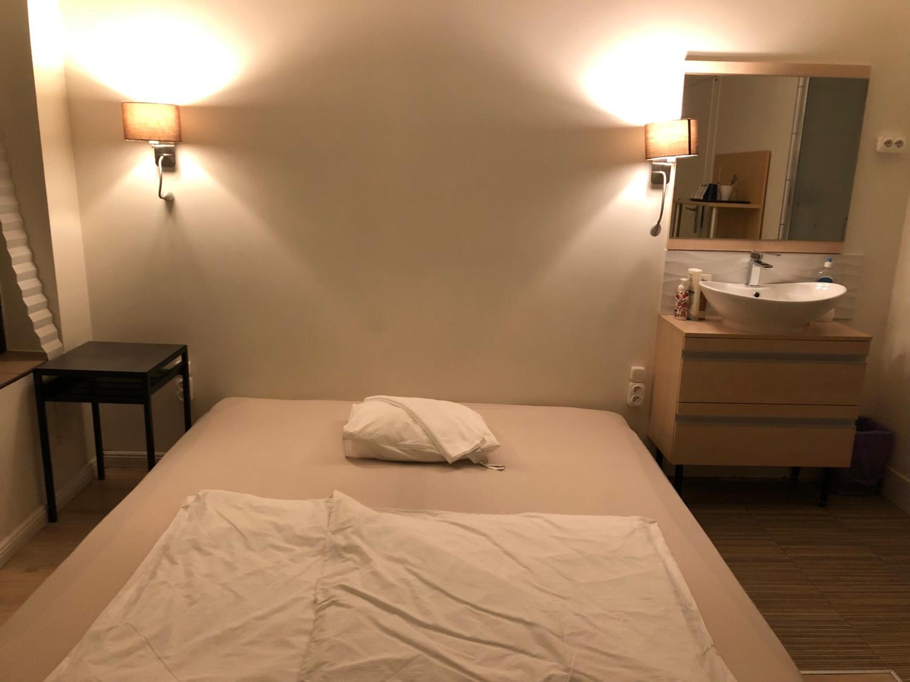 Mini Studio A Bed4U Late Check in view 4