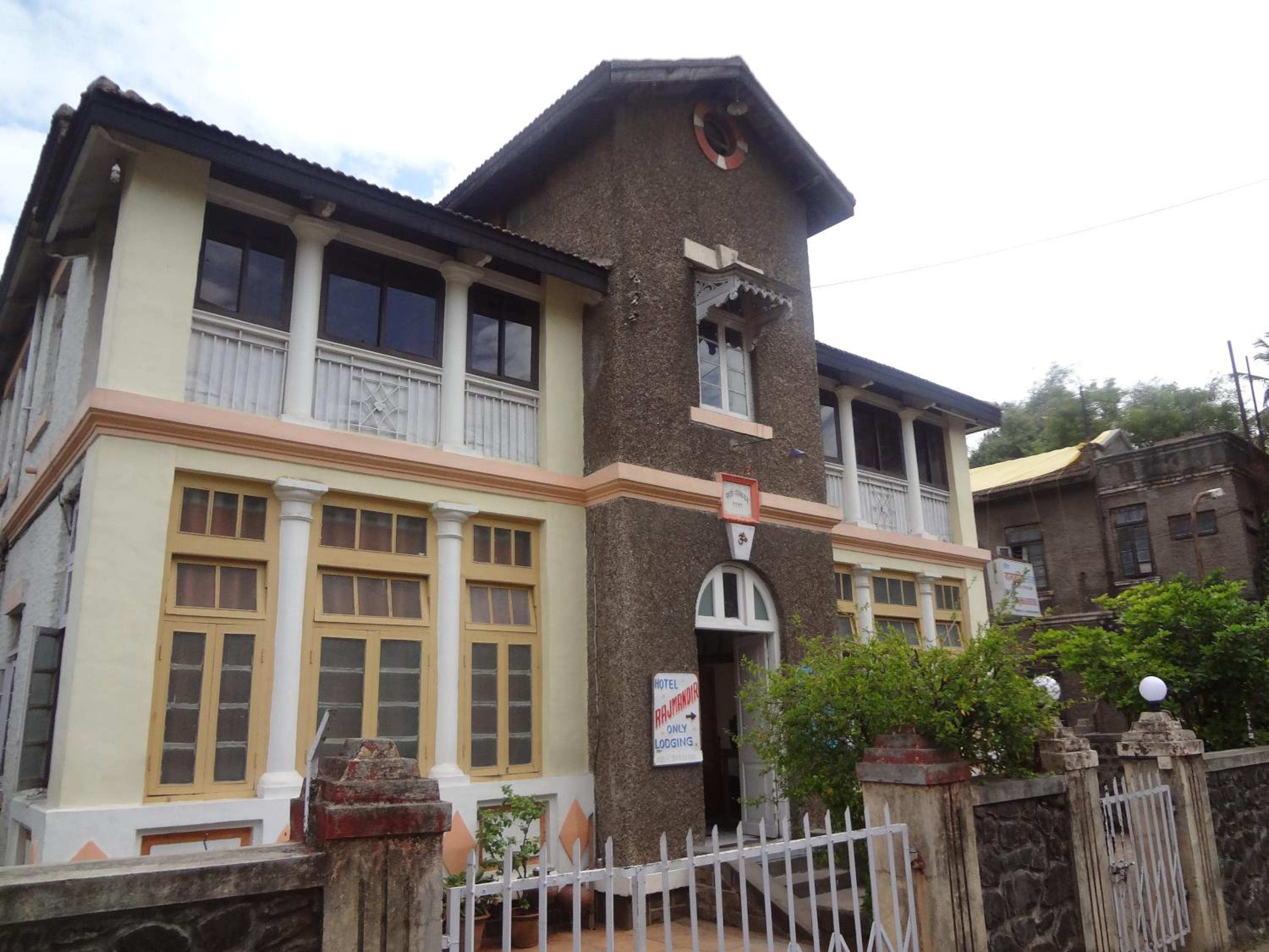 Hotel Rajmandir view 2