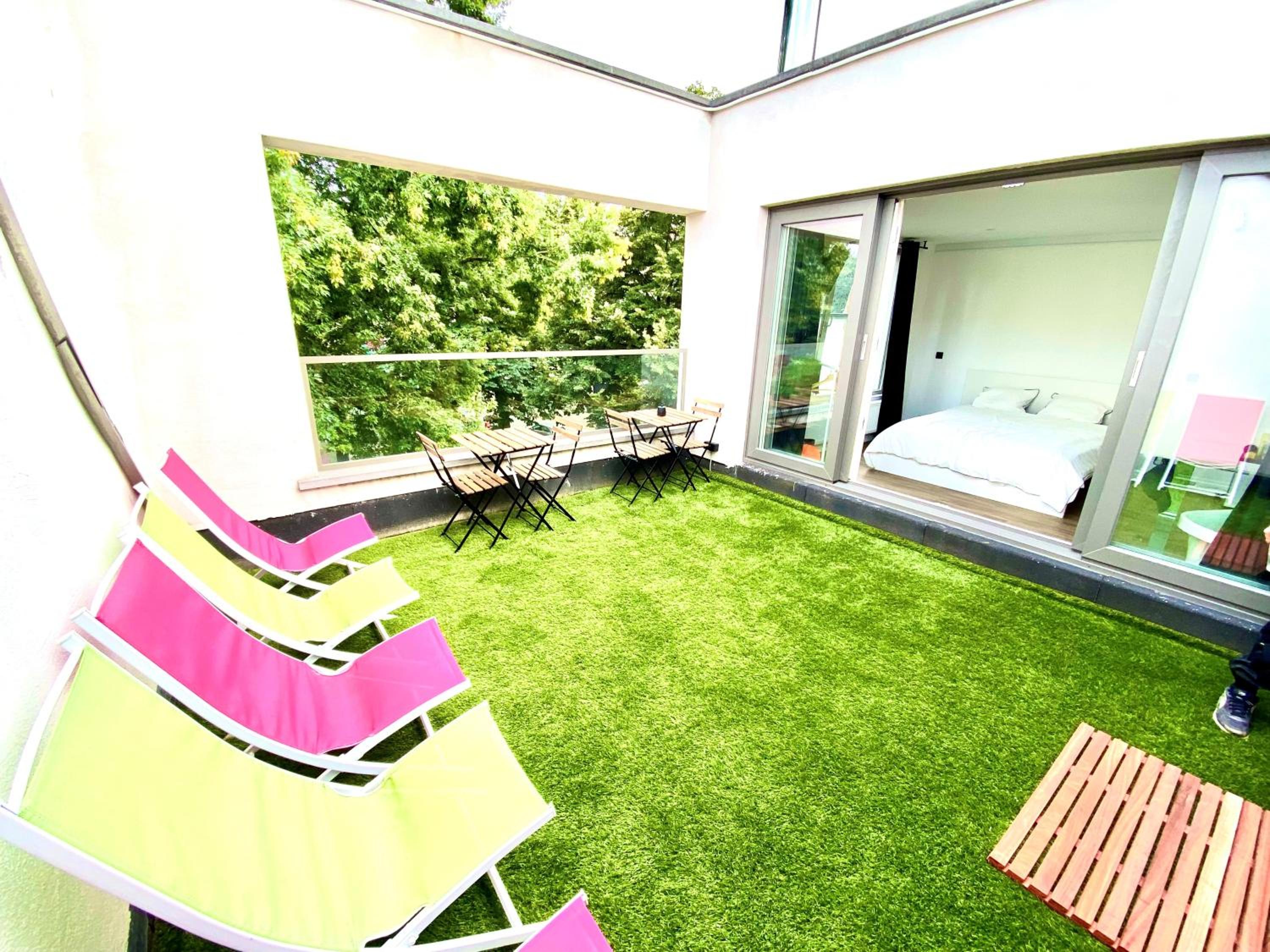 balance & terrace