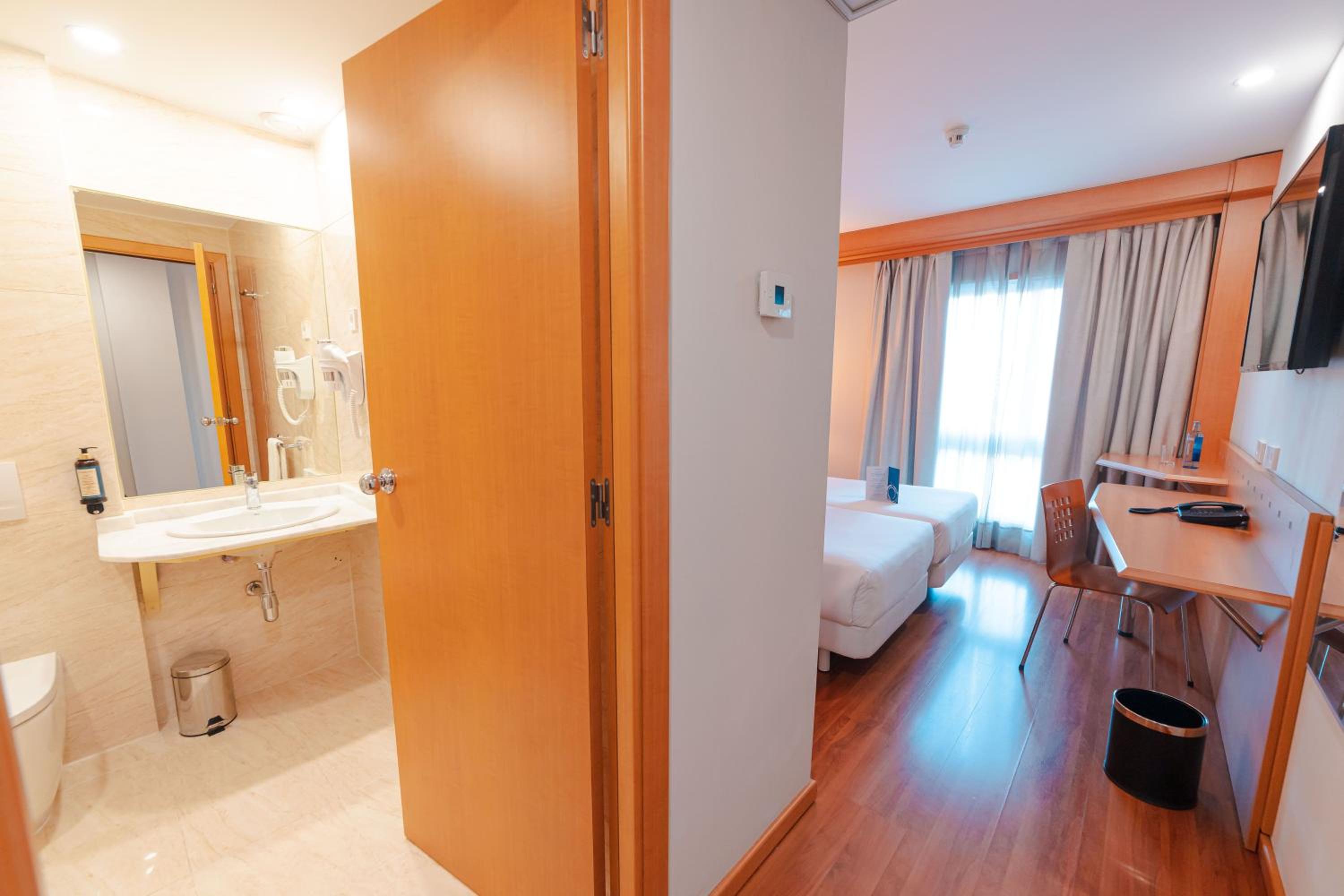 Las Rozas de Madrid Vacations - Hotel Monte Rozas - Property Image 2