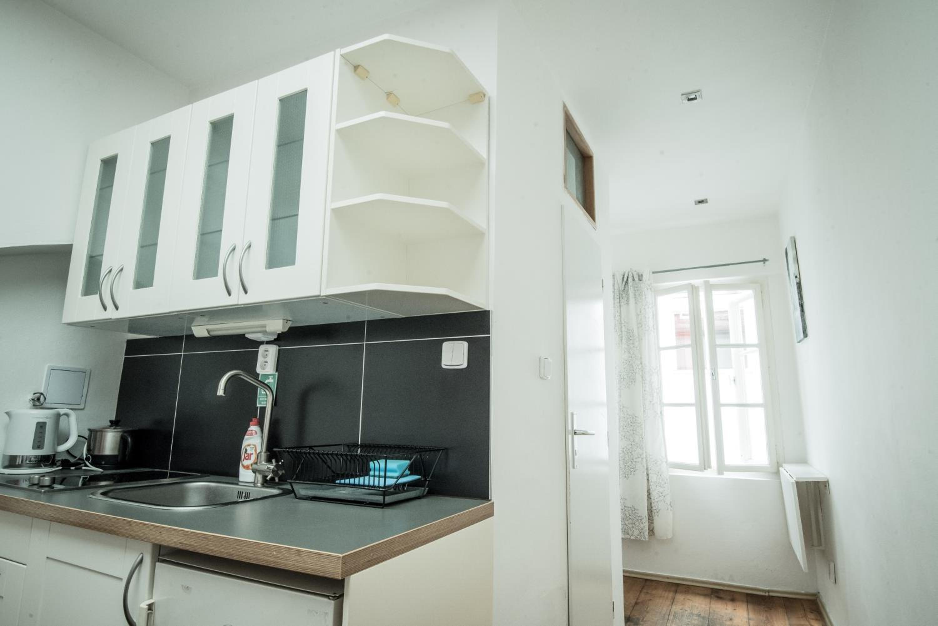 Charles Bridge Hostel & Apartments