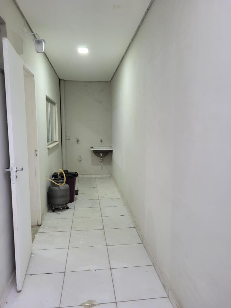 Sobrado 6 amplo e confortável em condomínio