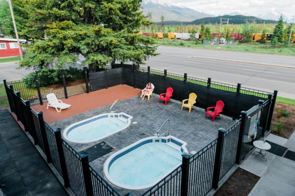 outdoor BBQ area