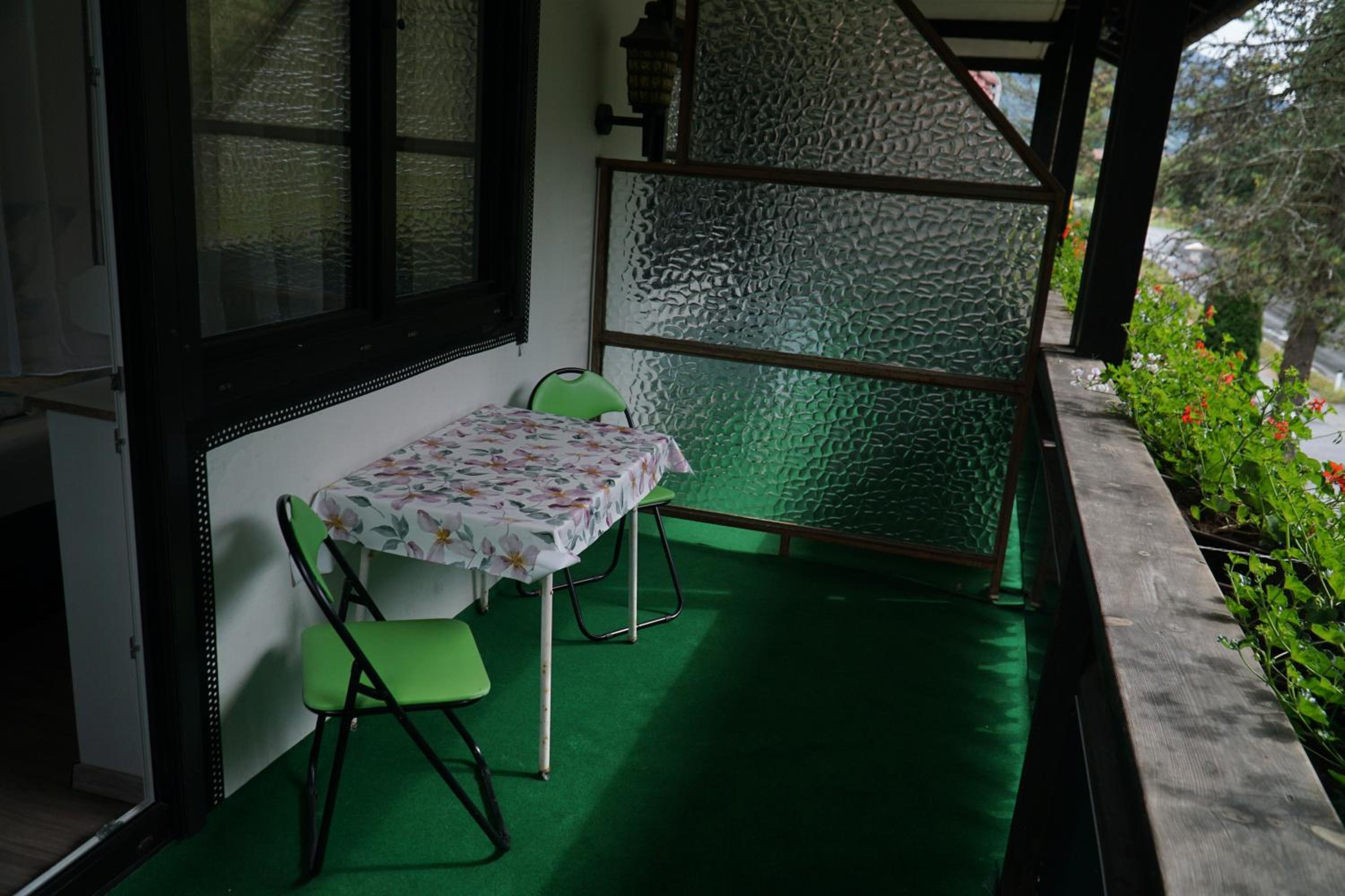 Photo 32