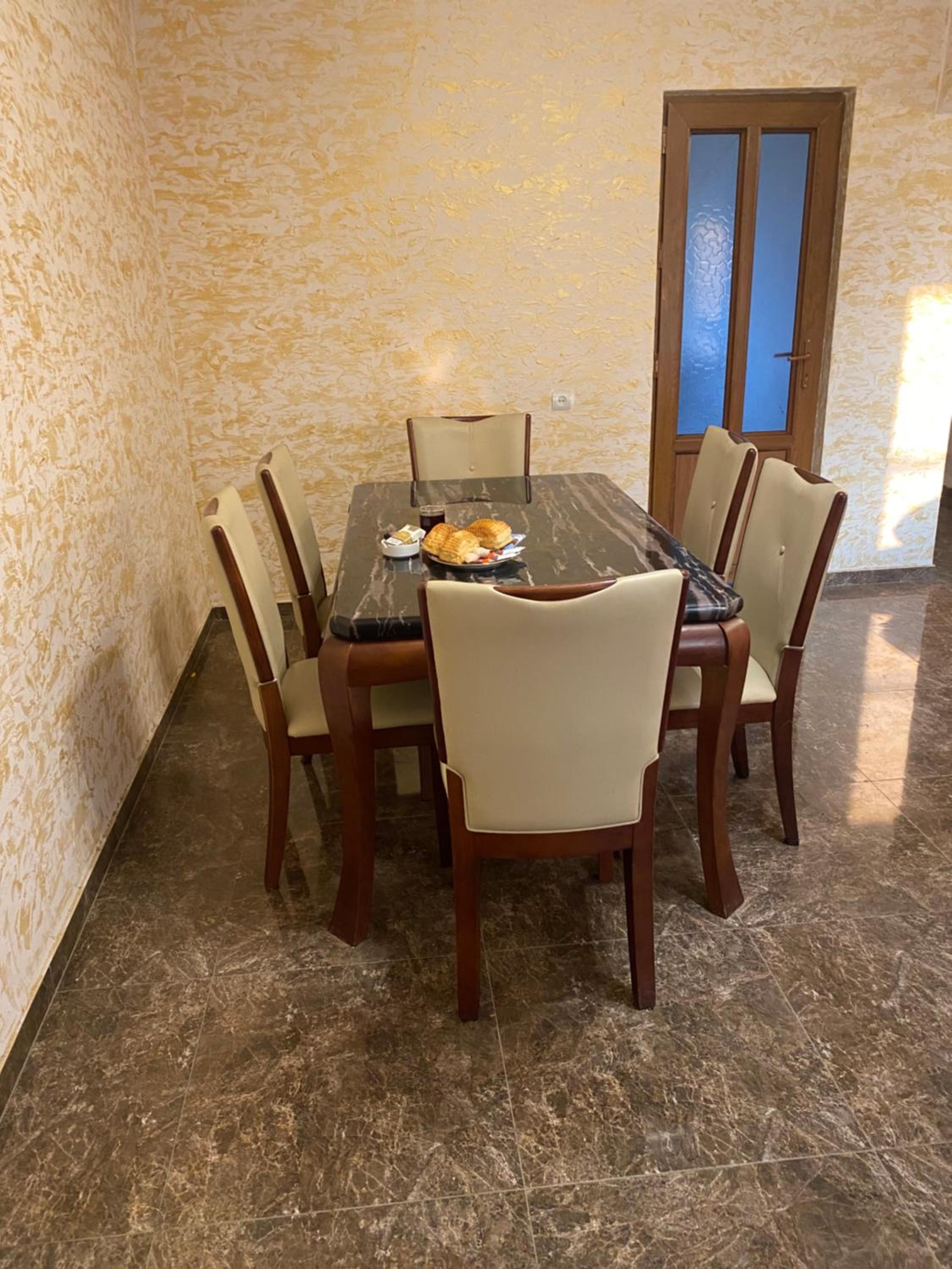 Friend's House rooms near Airport