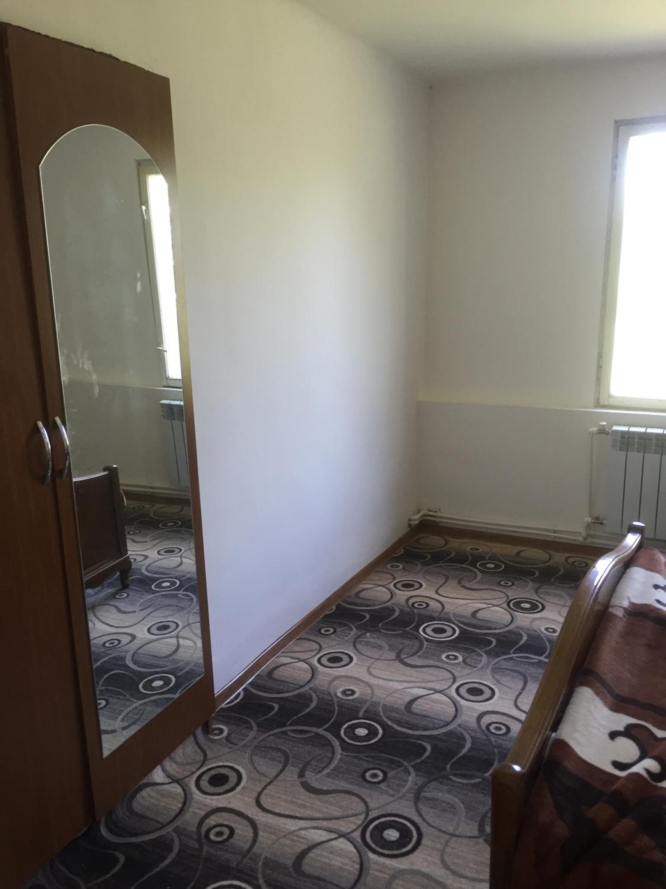 Friend's House rooms near Airport