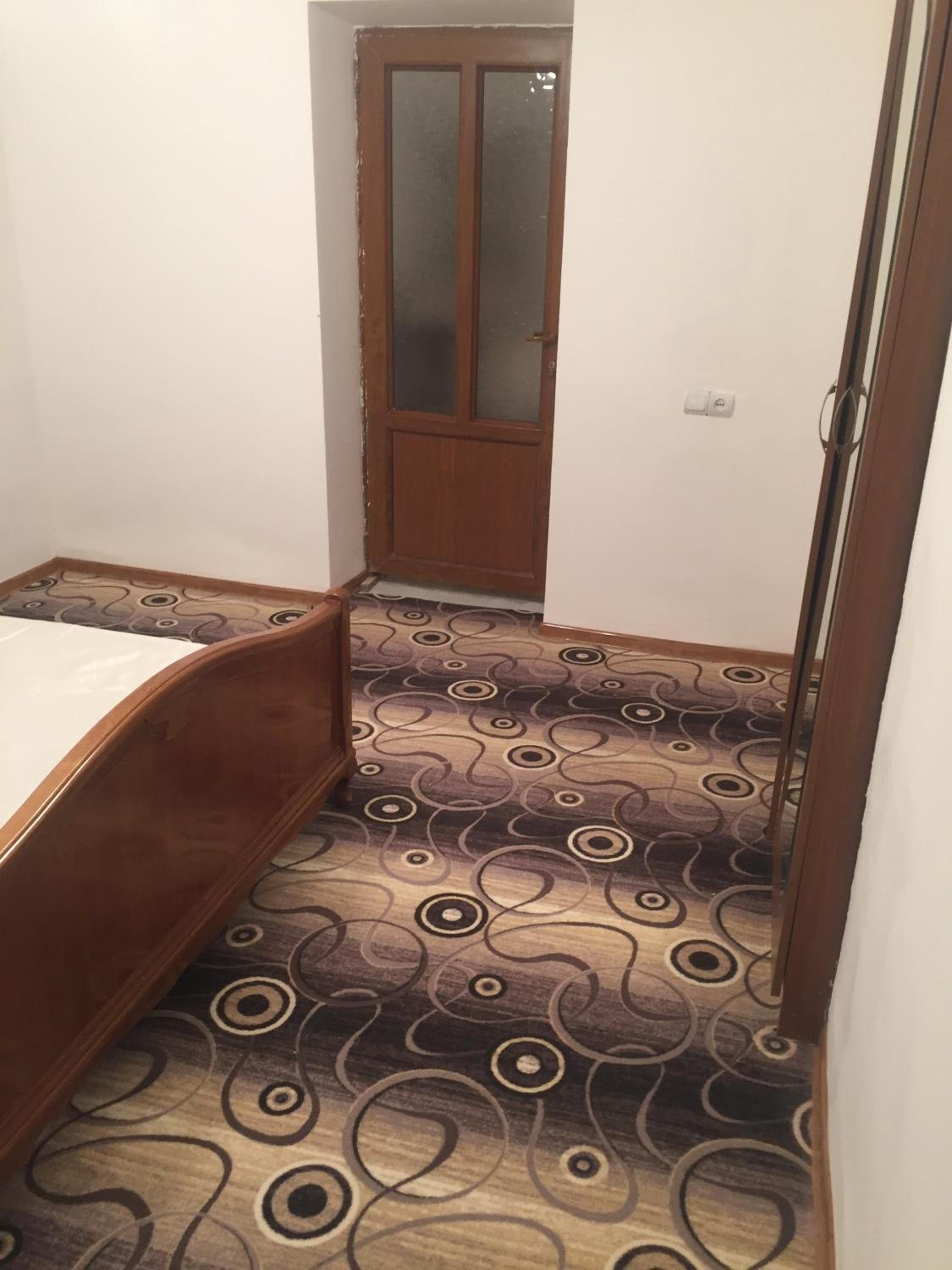 Friend's House rooms near Airport