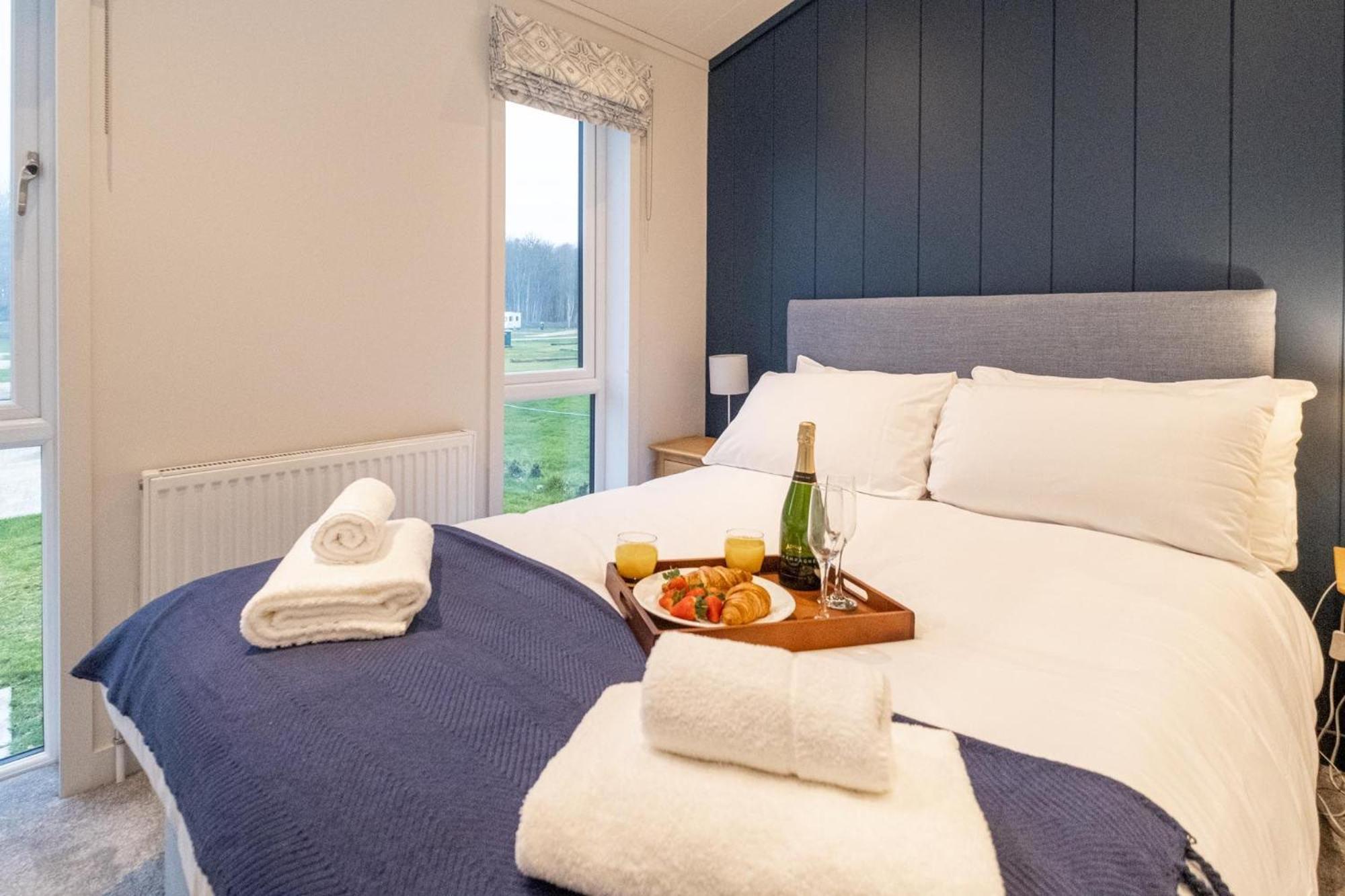 Beach Lodge - Aldeburgh Coastal Cottages view 3