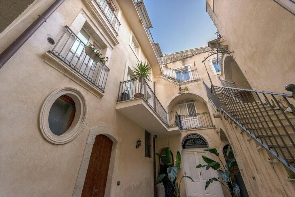 Hotel Casa Amore - Image 1