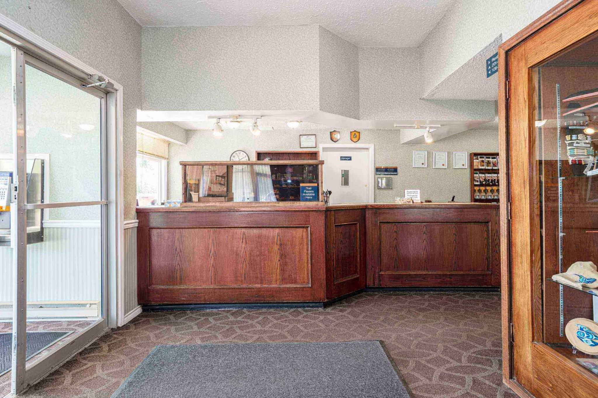 Sandman Inn McBride
