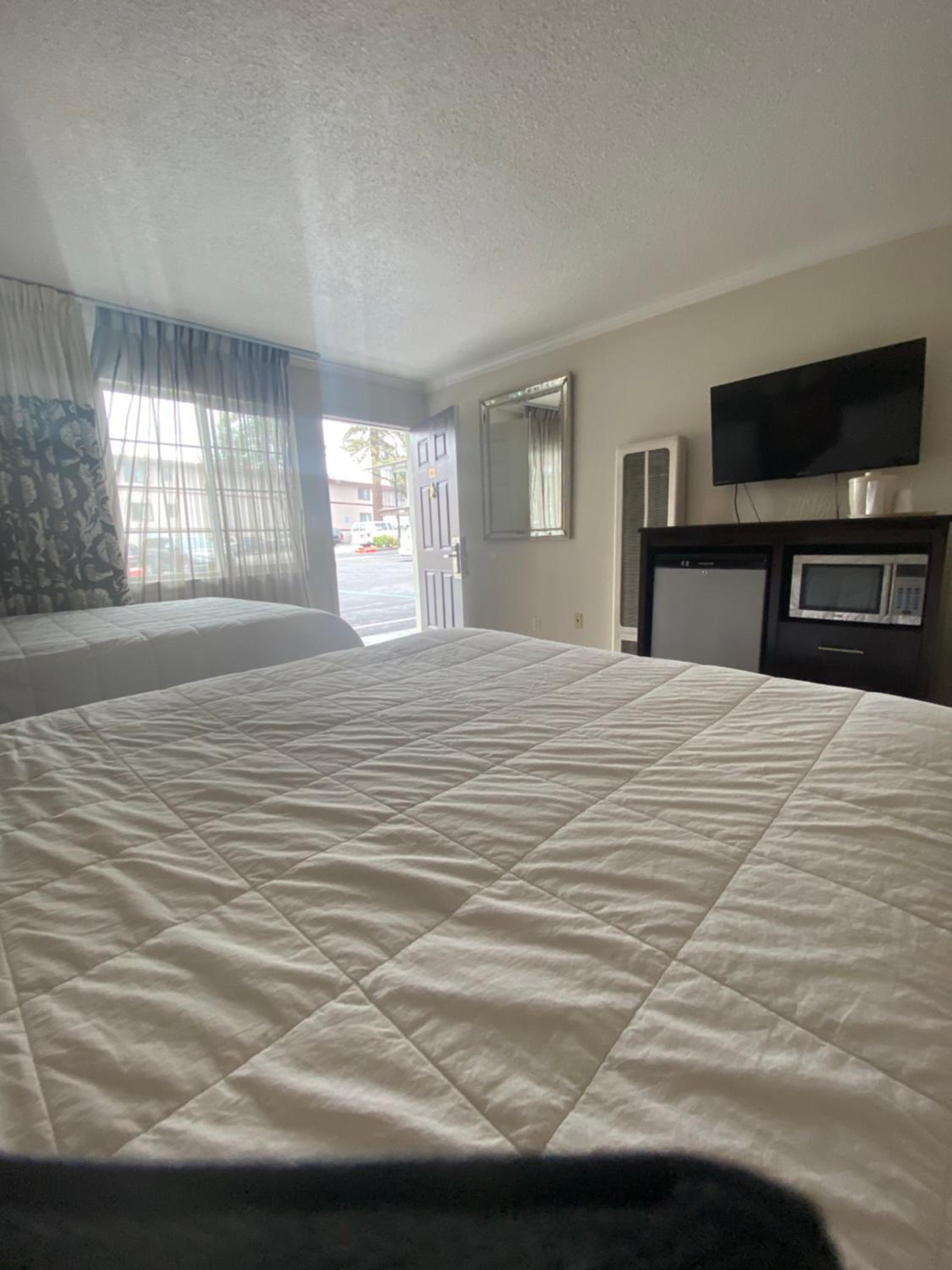 Lake Tahoe Vacations - Budget INN At The Heavenly Gondola - Property Image 22