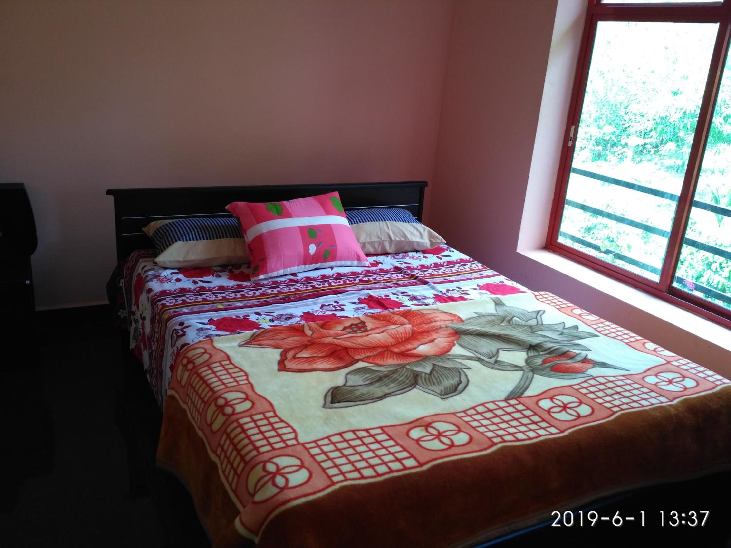 Photo 33