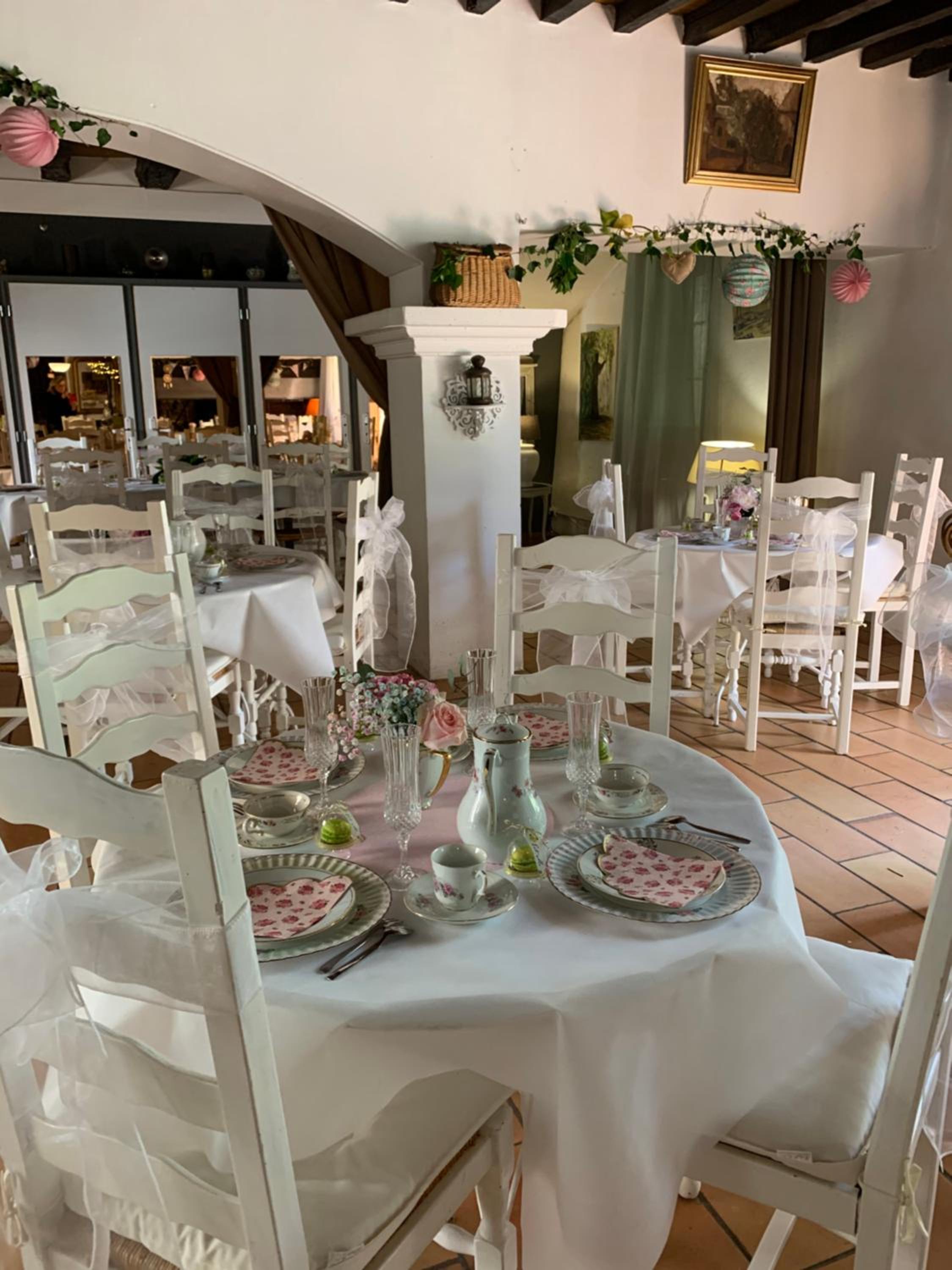 restaurant
