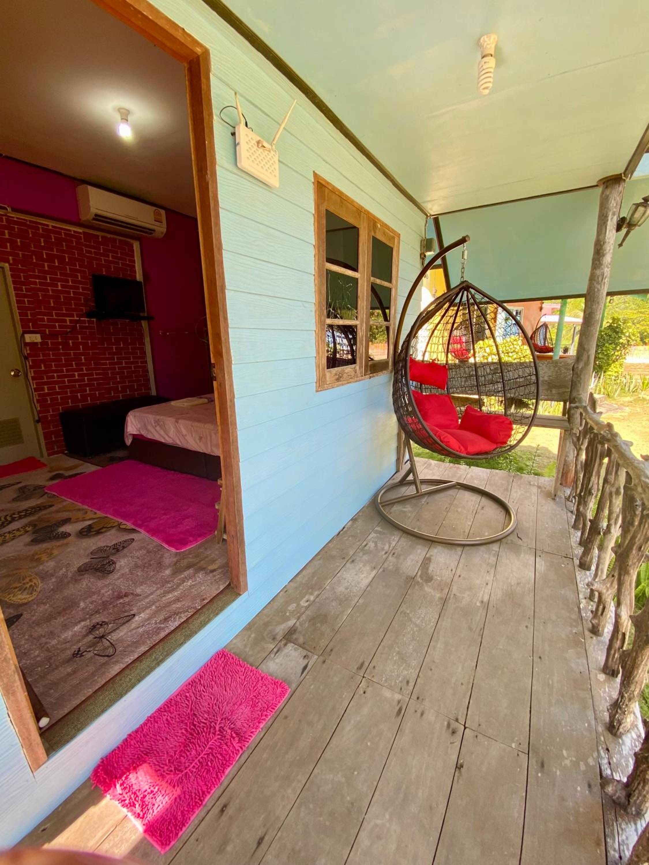 Photo 32