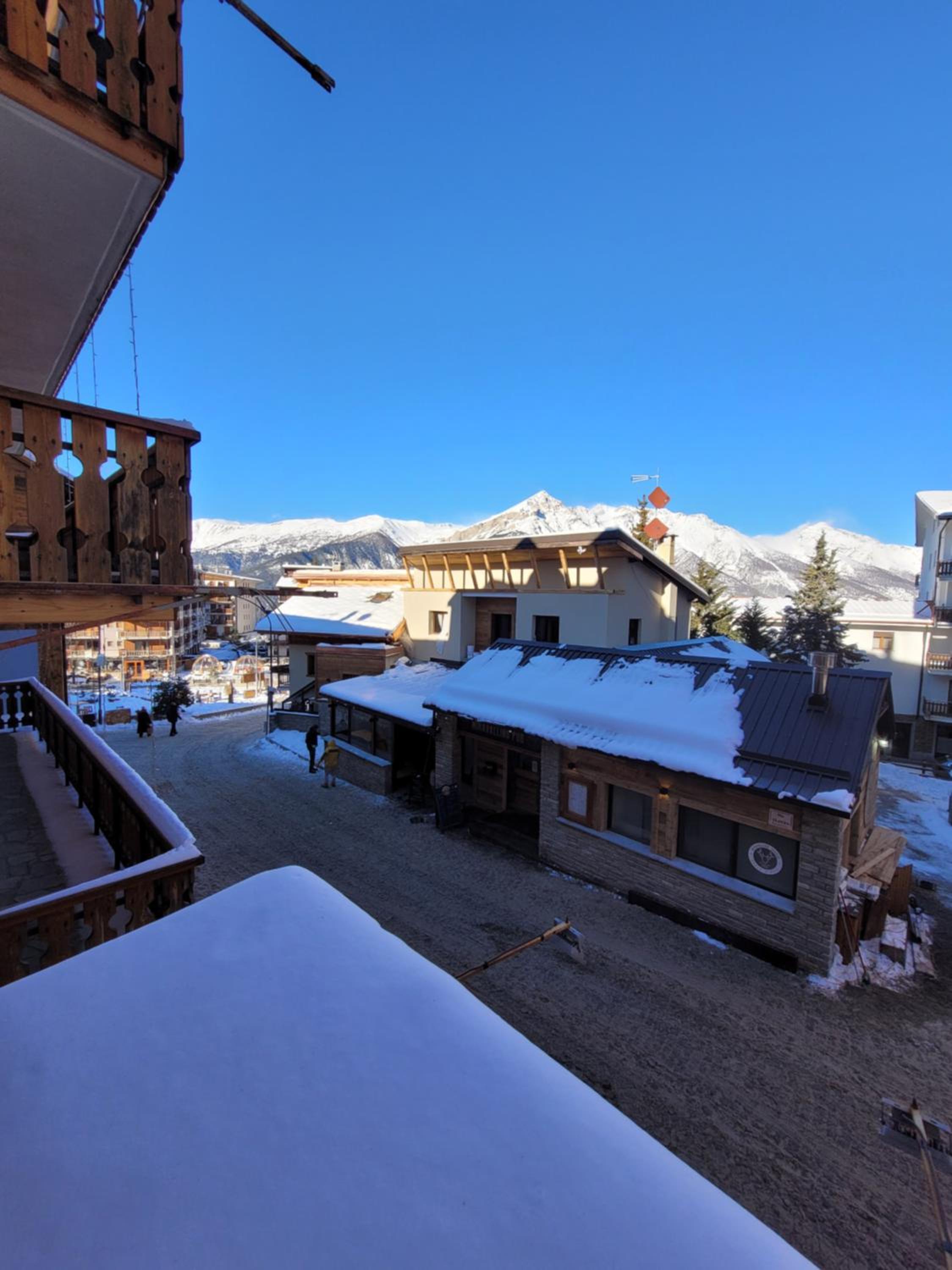 SAUZE d'OULX LOVELY AND SUPER CENTRAL view 5