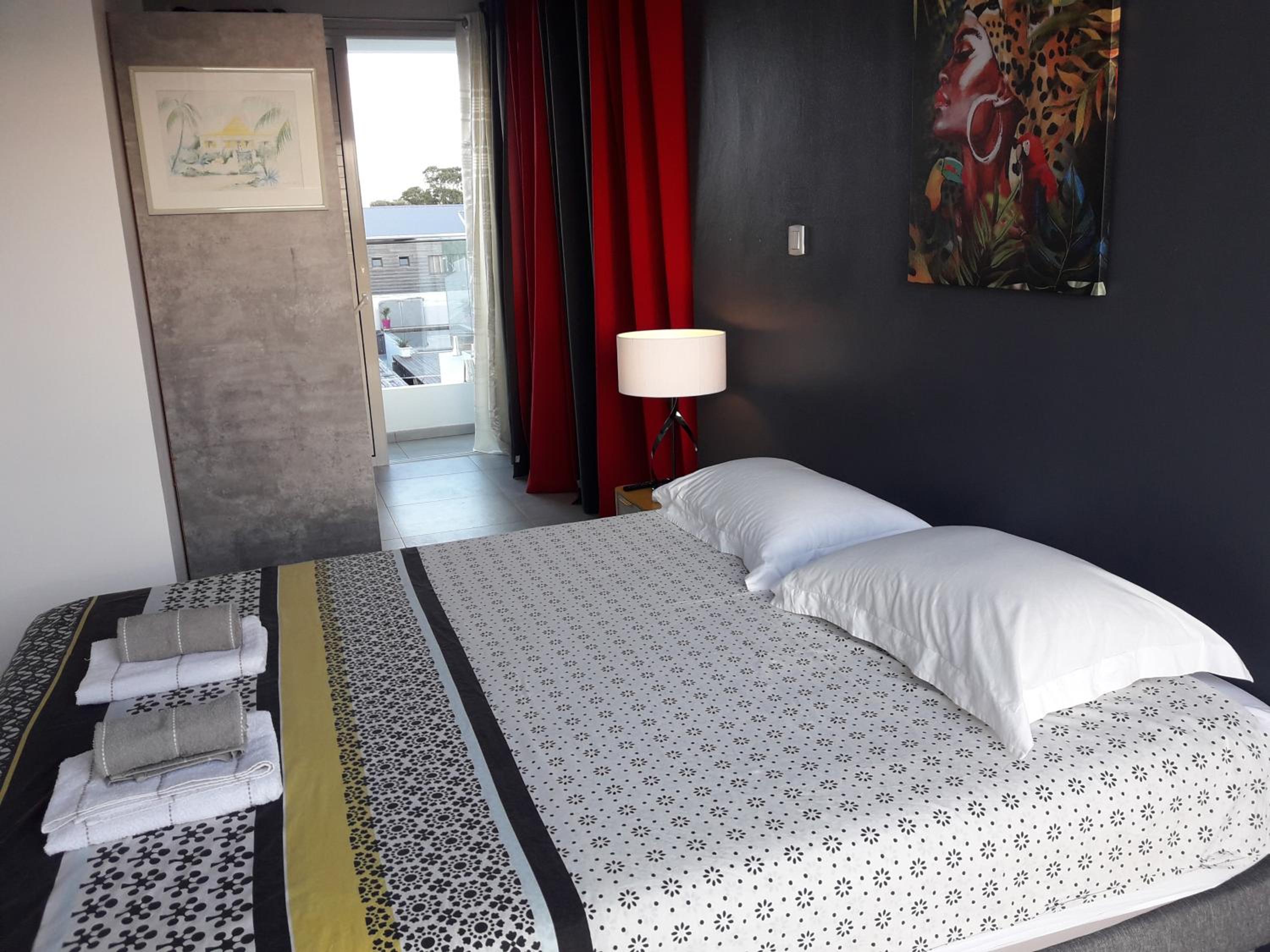 Maison TONGA piscine chambre de luxe