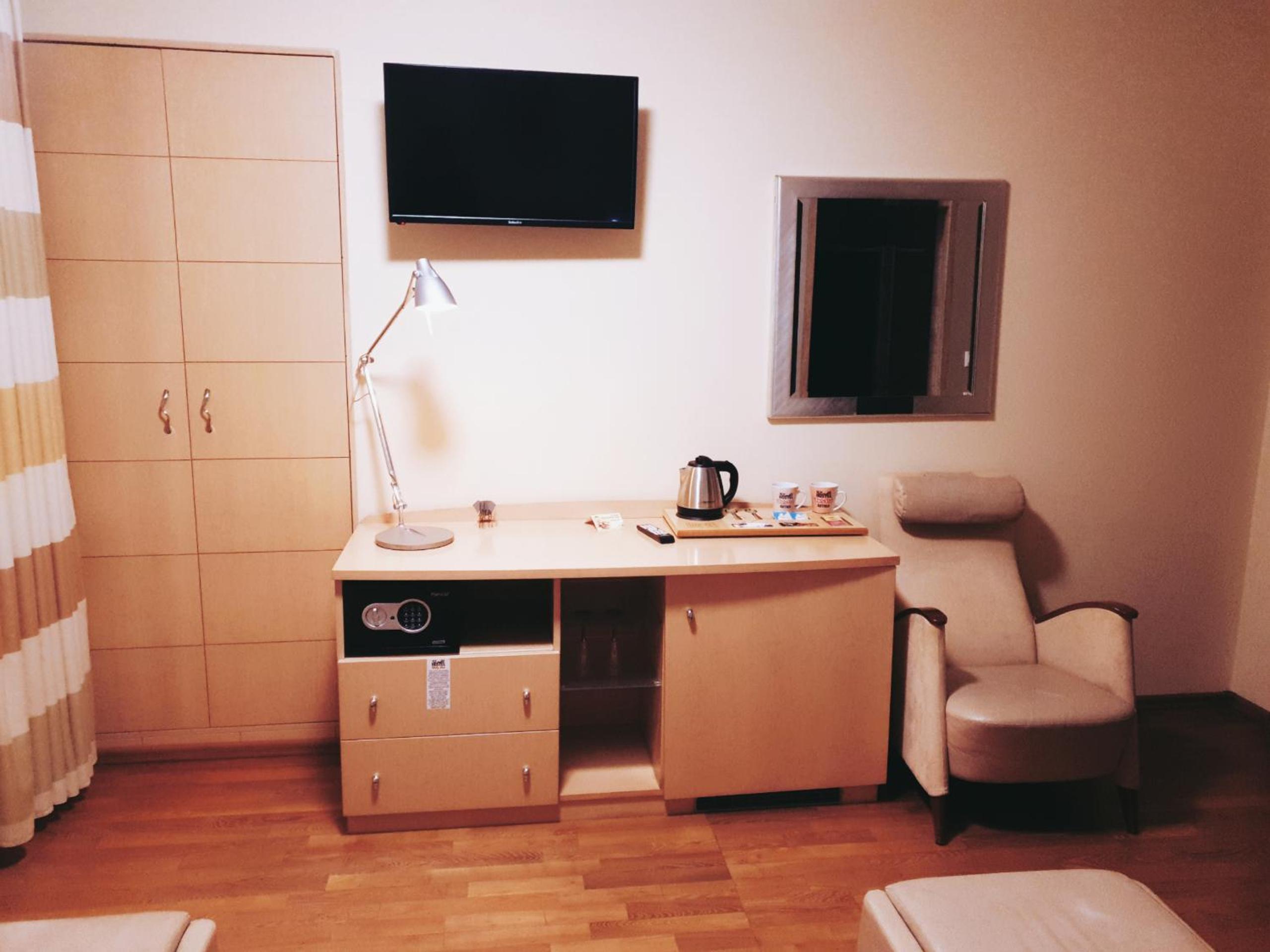 Photo 32