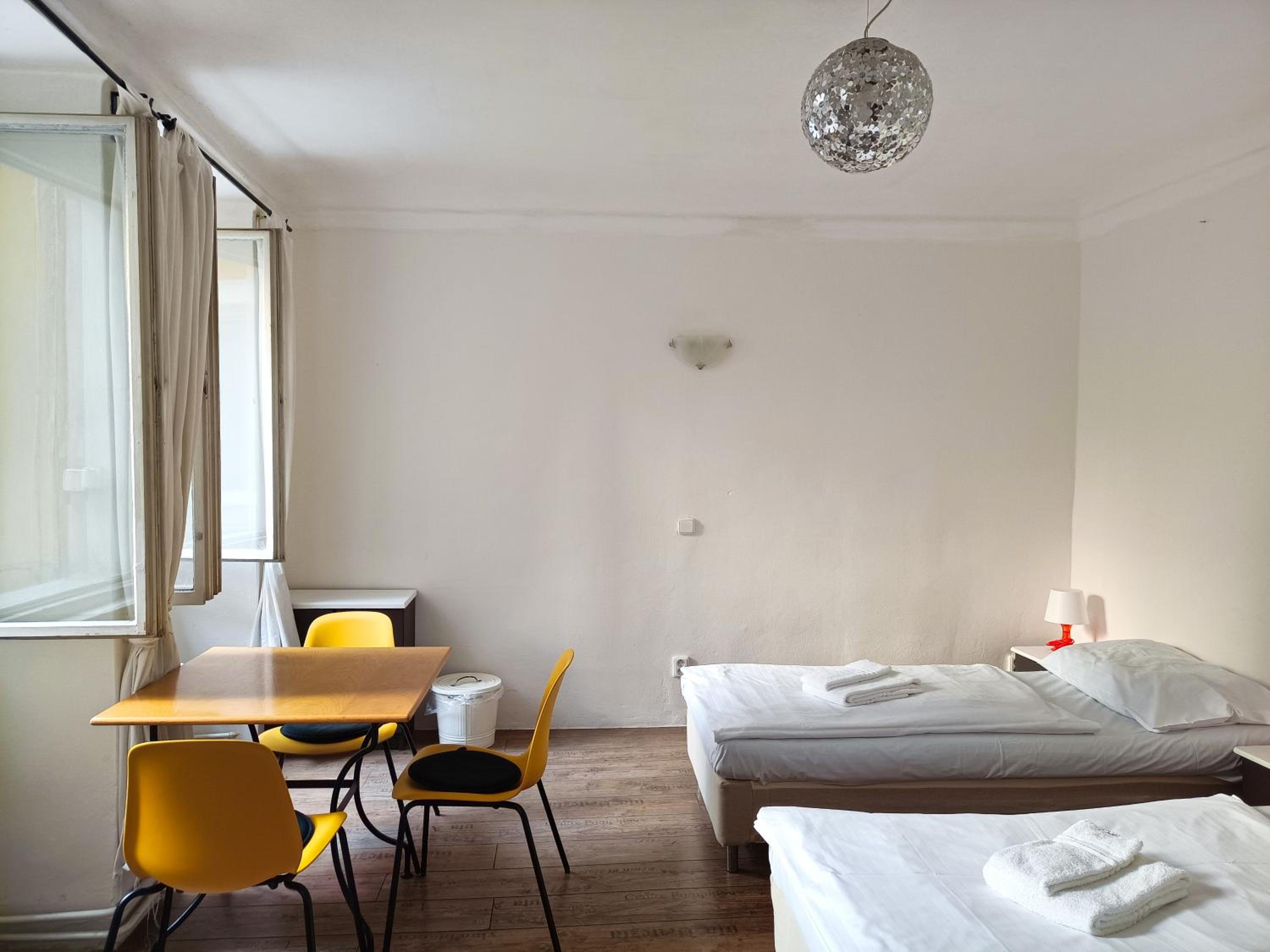 Charles Bridge Hostel & Apartments
