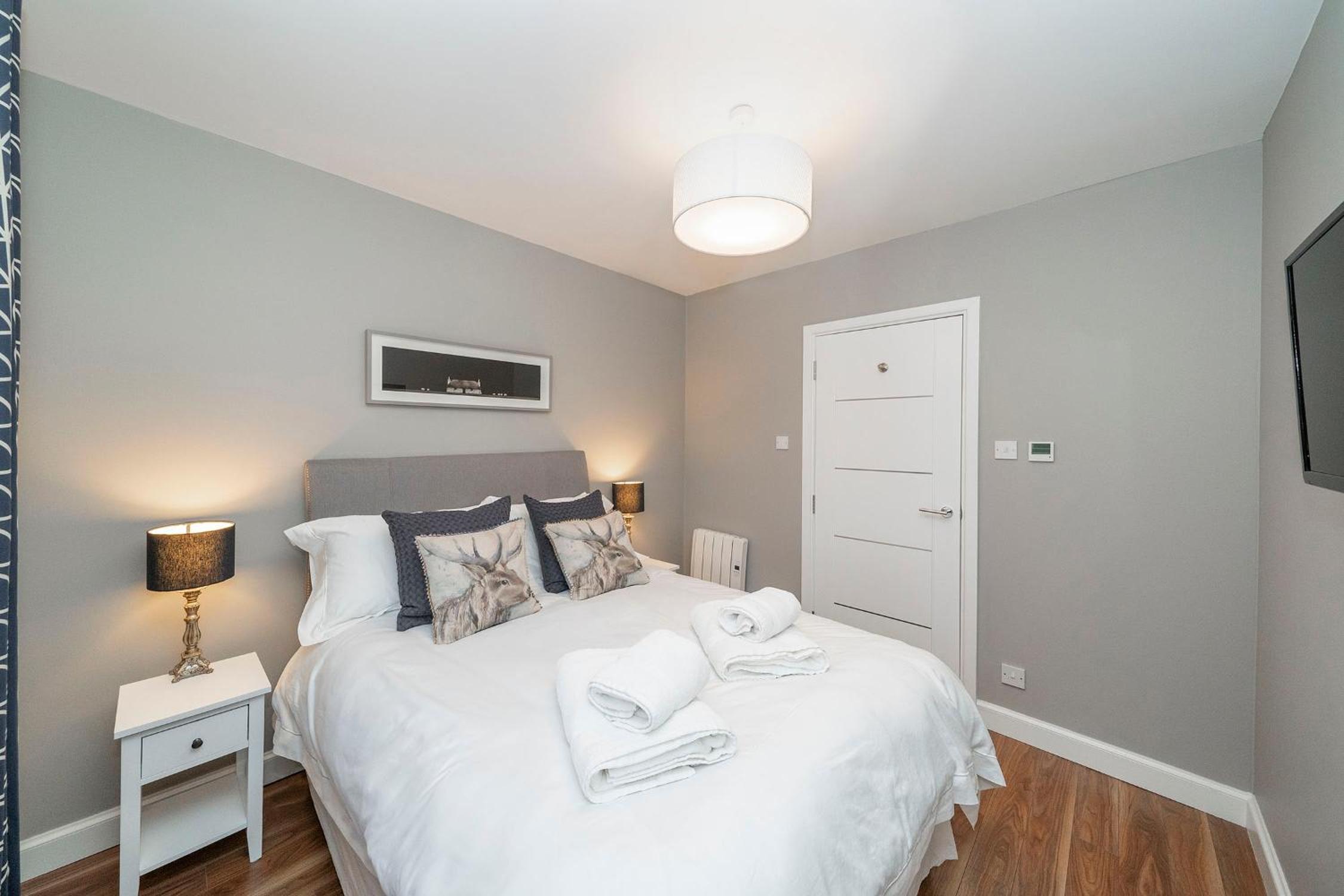 The Pines - Luxury 3-Bed Apartment Near Golf & Spa, Gleneagles, Auchterarder