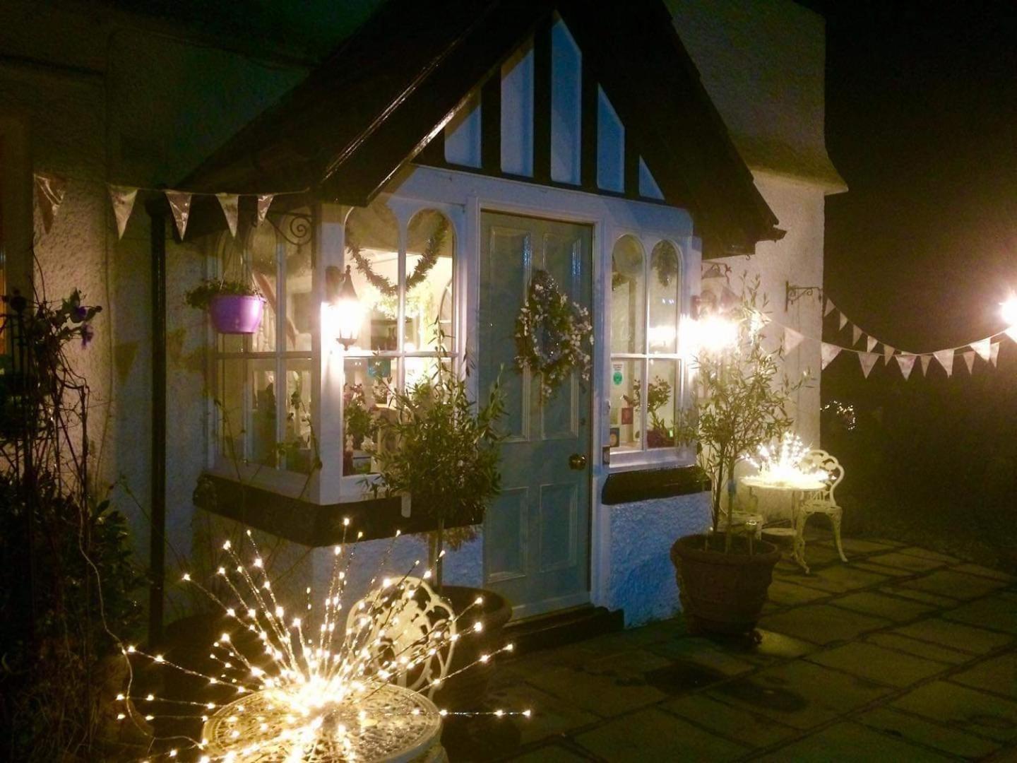 Storrs Gate House B & B No pets Allowed
