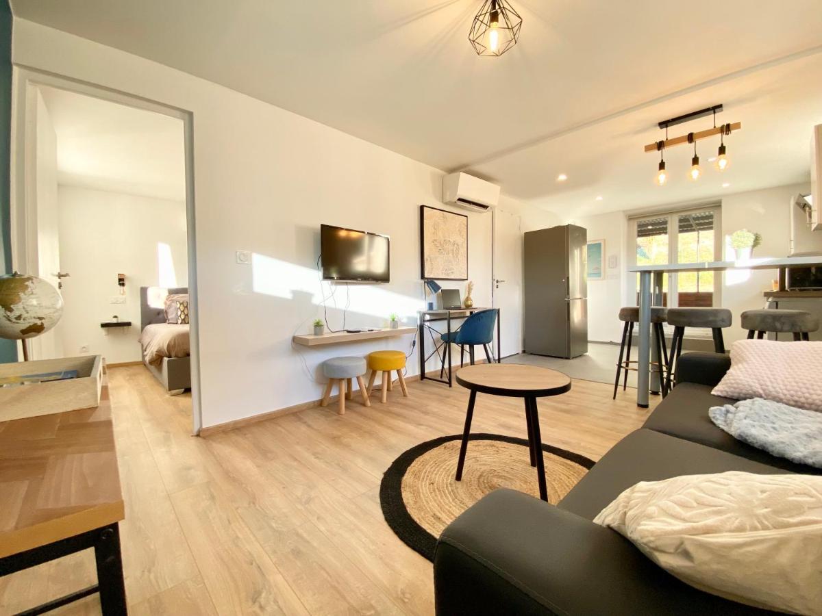 Cosy & Chill Appartements - 10 min de la mer - Jardin, Netflix, terrasse, fibre & parking view 2