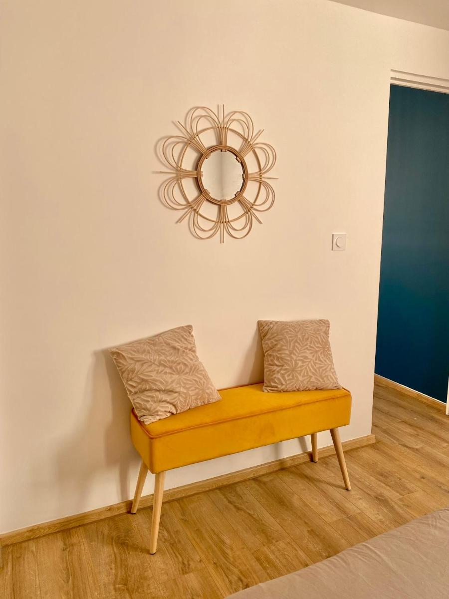 Cosy & Chill Appartements - 10 min de la mer - Jardin, Netflix, terrasse, fibre & parking view 3