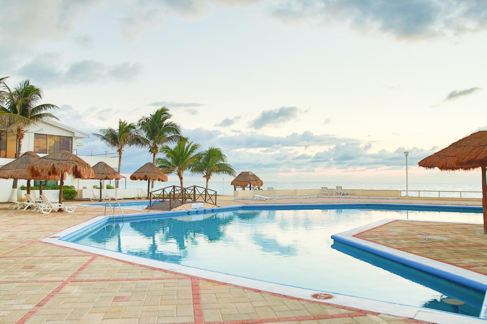 Brisas Shores Terrace Ocean View Beachfront Apartments 1 bedroom hotel zone