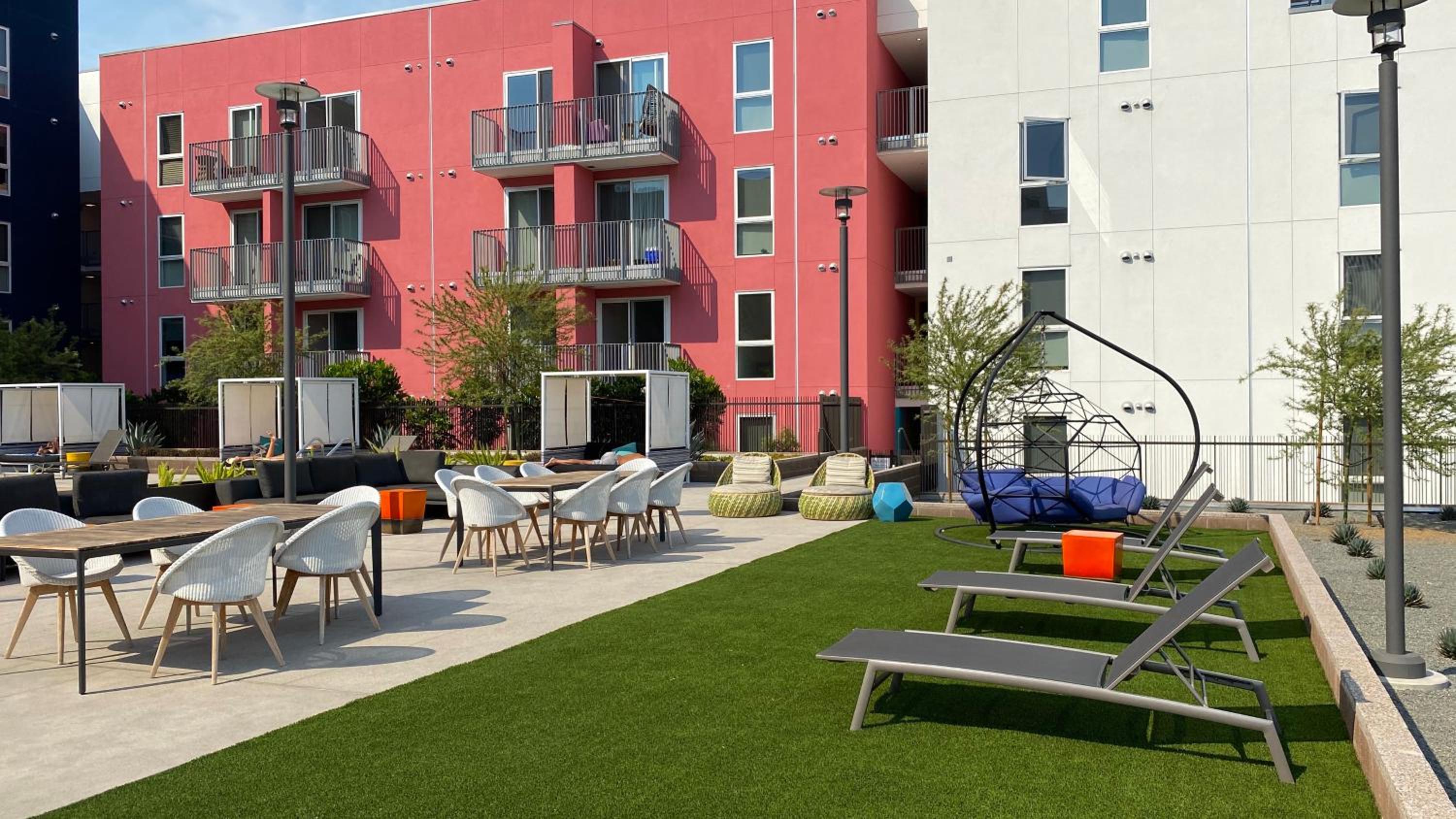 Hotel Suitesrus Apart Hotel At Chinatown