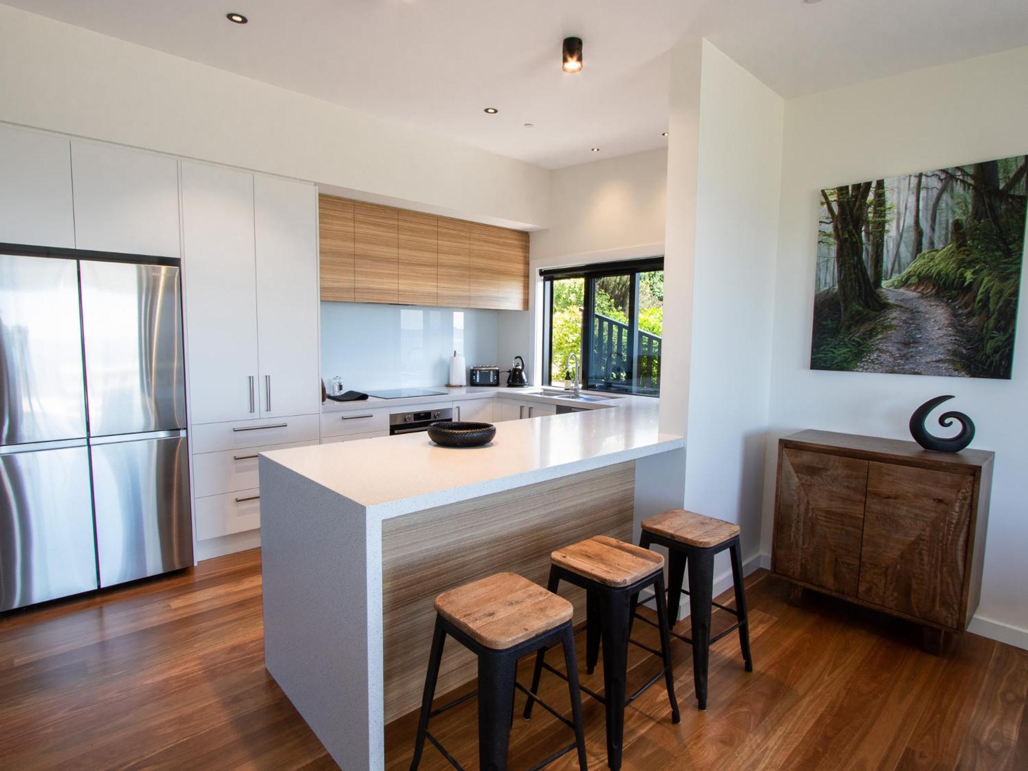 Bay Vista Brilliance - Pohara Holiday Home view 5
