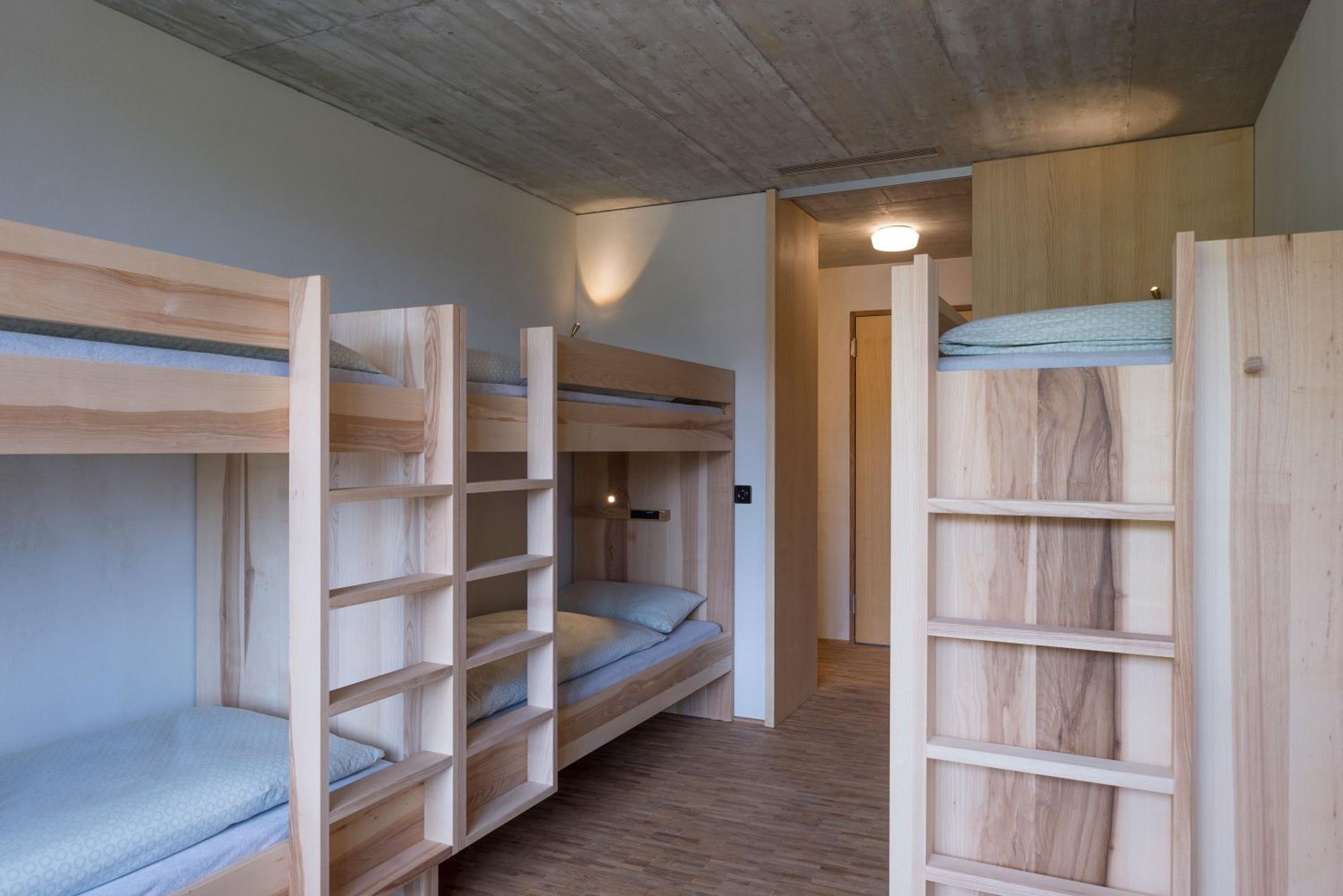 Saanen Gstaad Youth Hostel