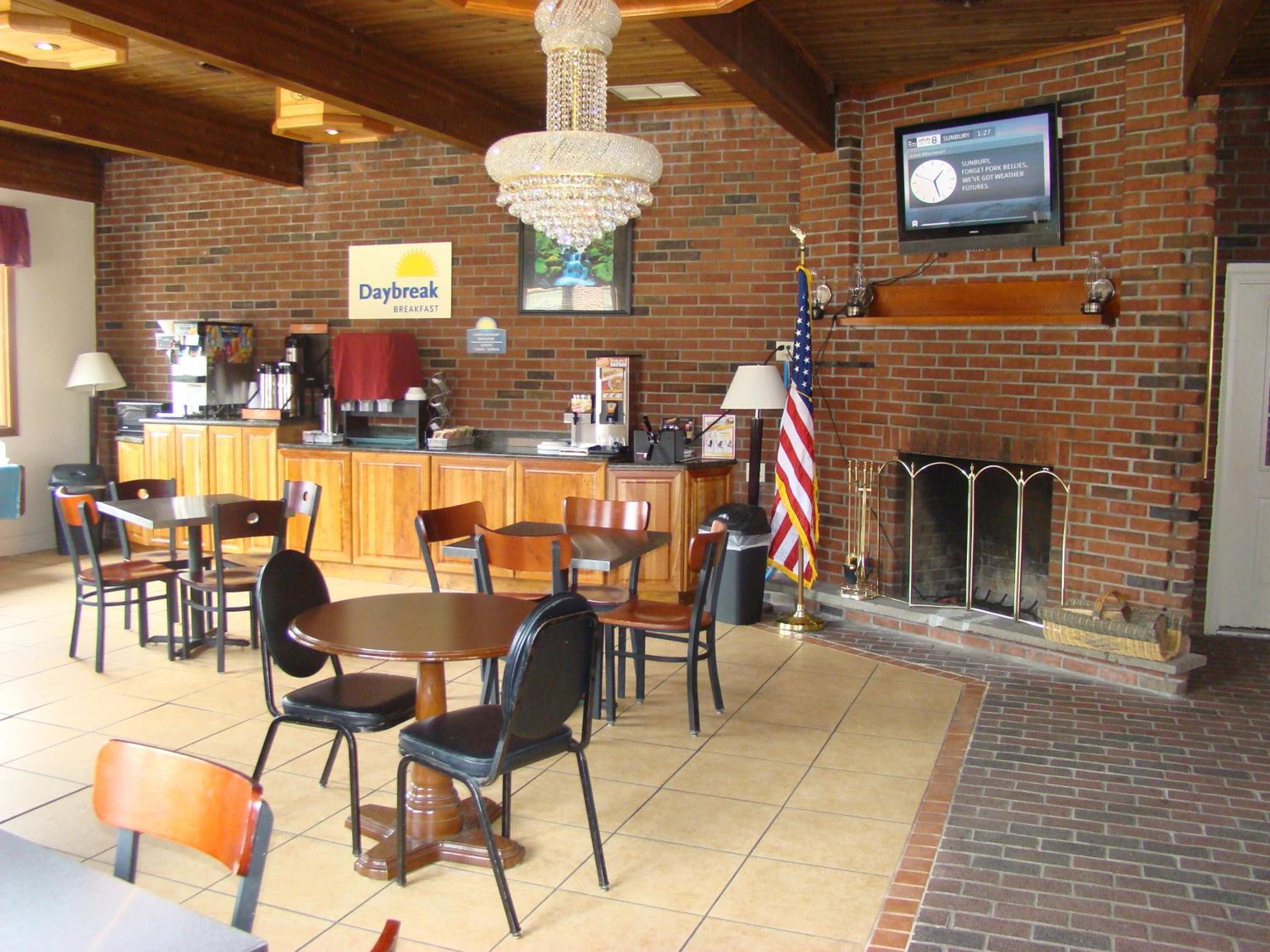Aderi Hotel Lewisburg view 5