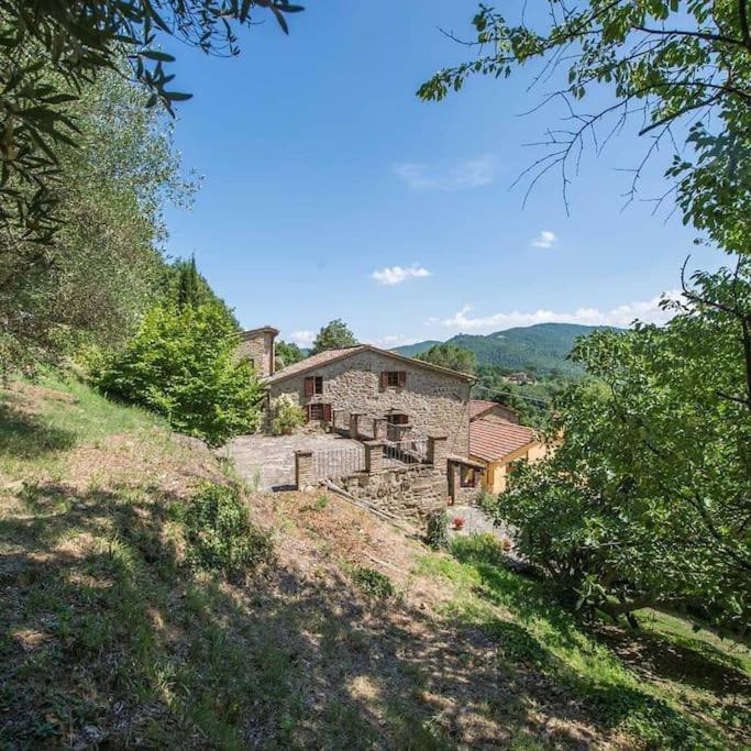 La Fonte, Umbria view 2