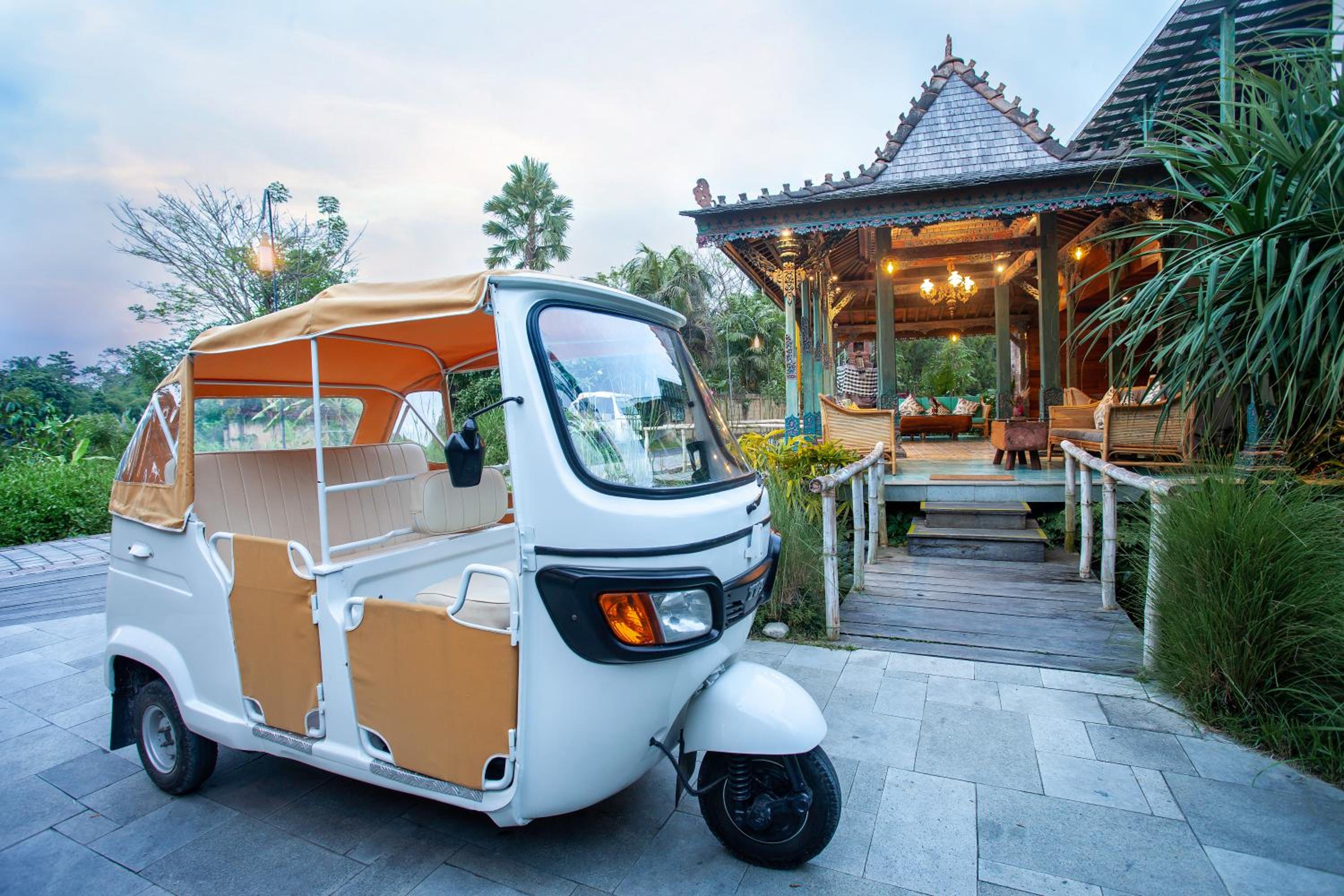 Hotel Arya Arkananta Resort & Spa - Image 1