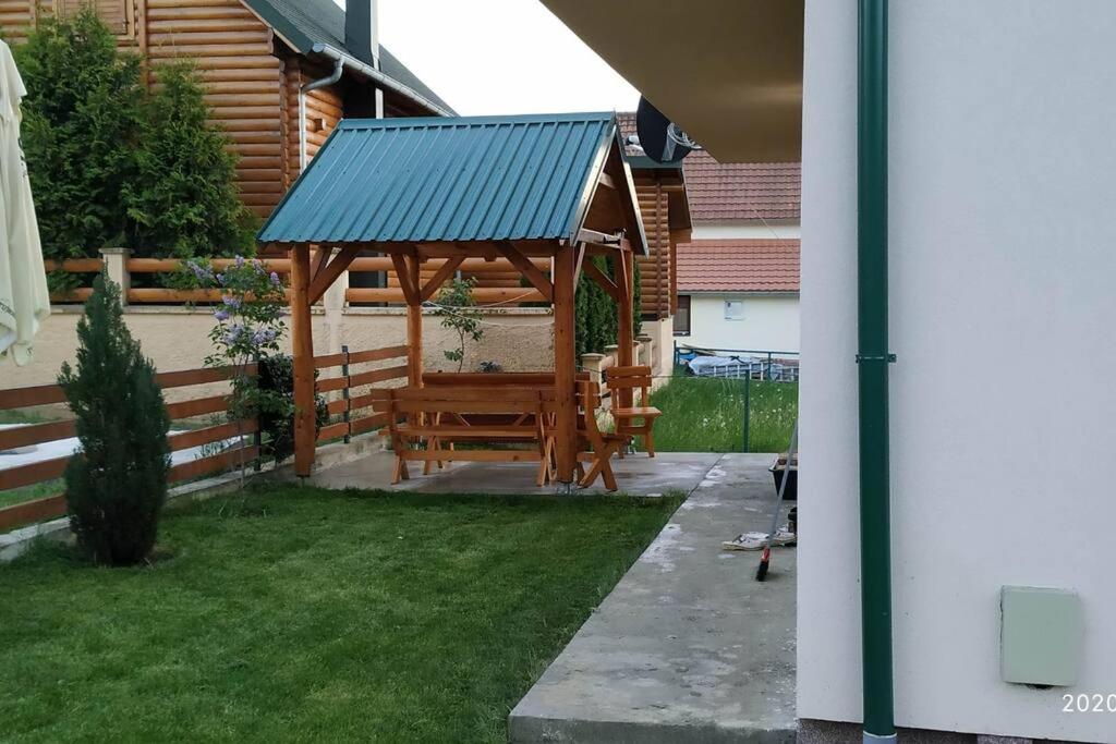 Apartmani Vuk view 2