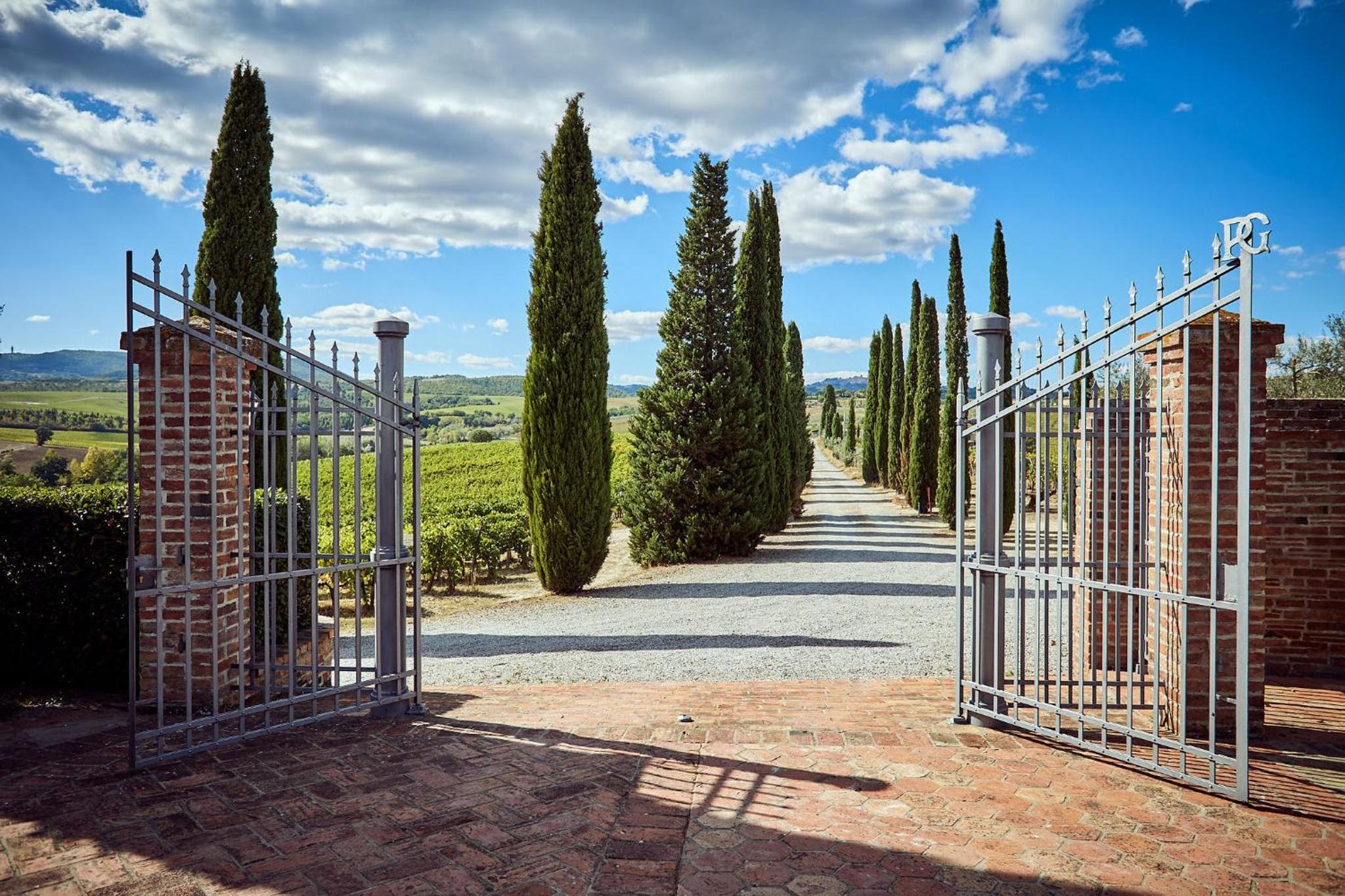 Hotel Poggio Golo - Villa and Winery - Tuscany - Image 1