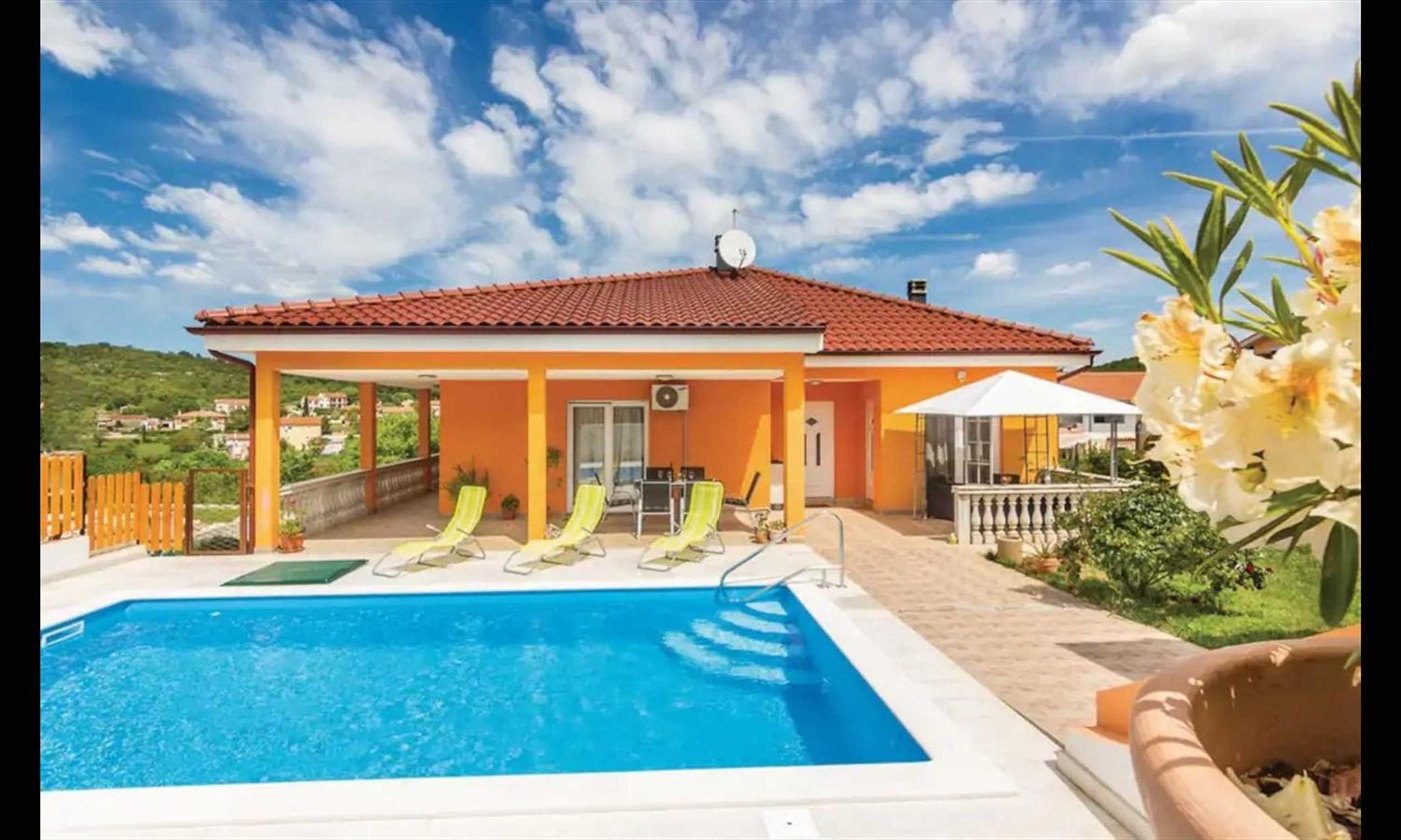 Mari House
