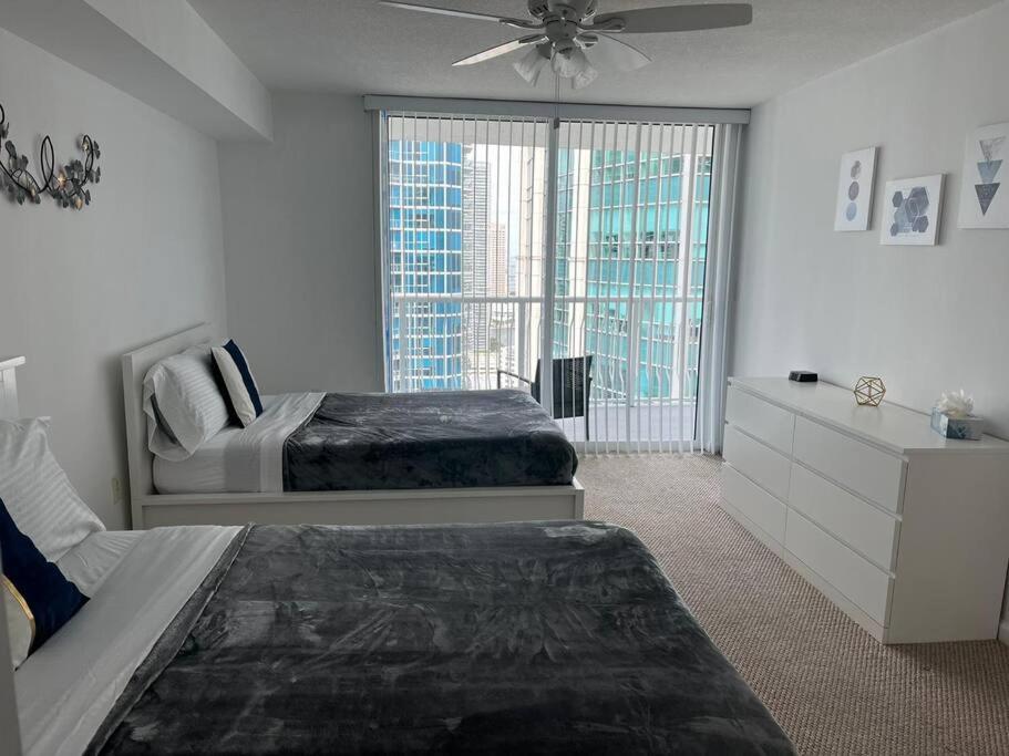 1Bd Apt with Free Parking and Amazing View