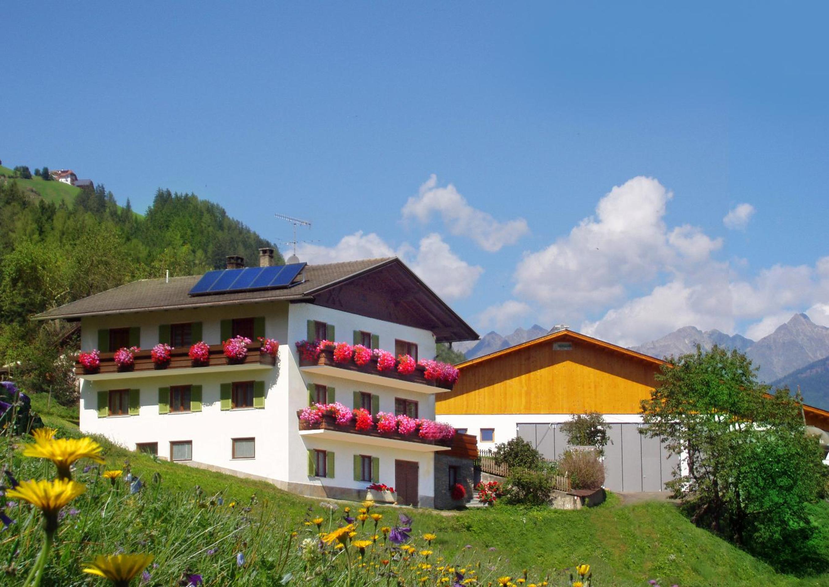Hof Unterguggenberg view 2