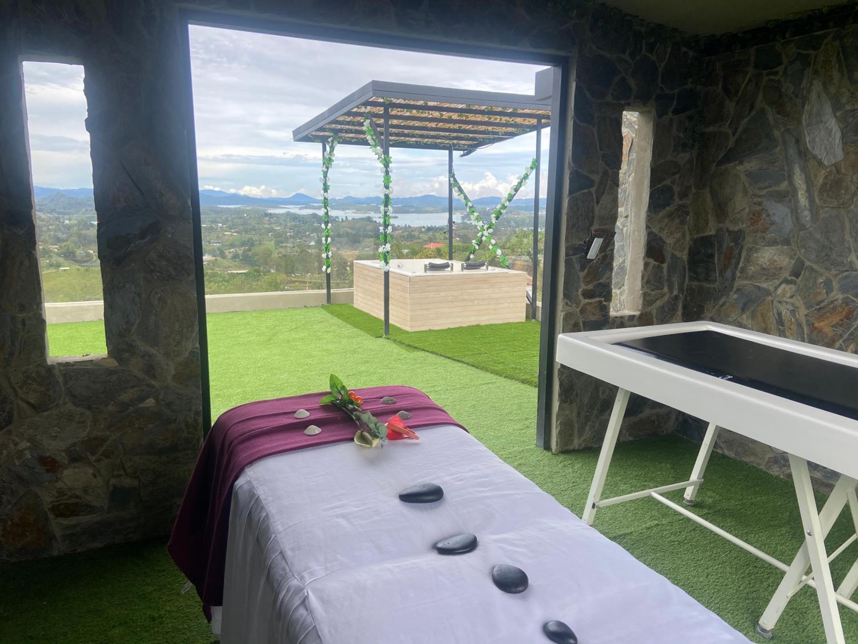 BERAKHAH SPA & ROOMS