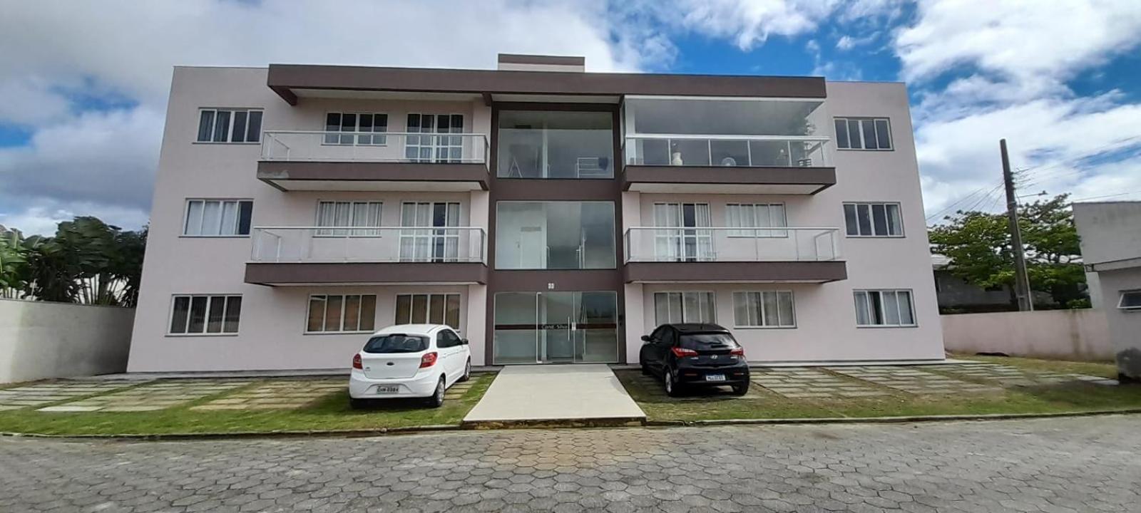 Apartamento Ponta do Papagaio - Cobertura - 300 mts do mar