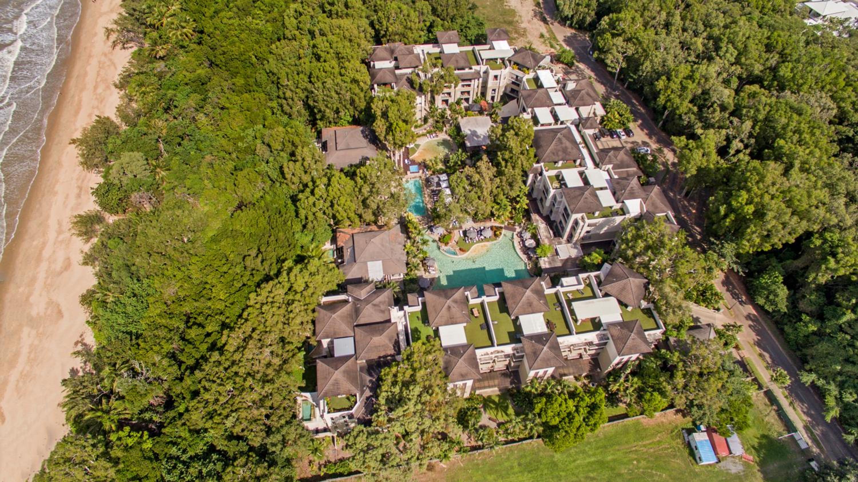 Hotel Private Apartments In The Temple Beachfront Resort Palm Cove