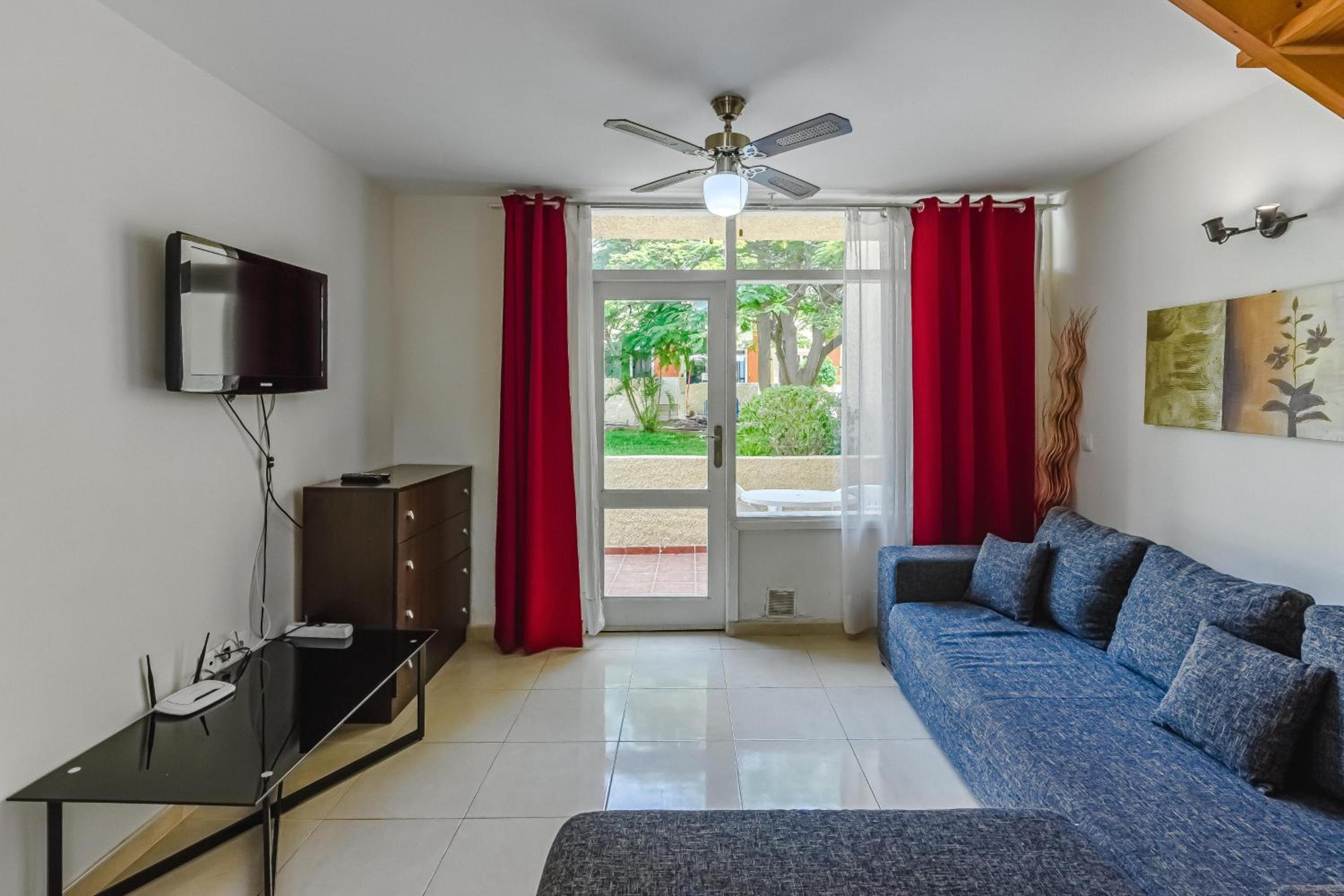 Complex Cortijo, Las Americas, Pool, Parking LA45 view 4