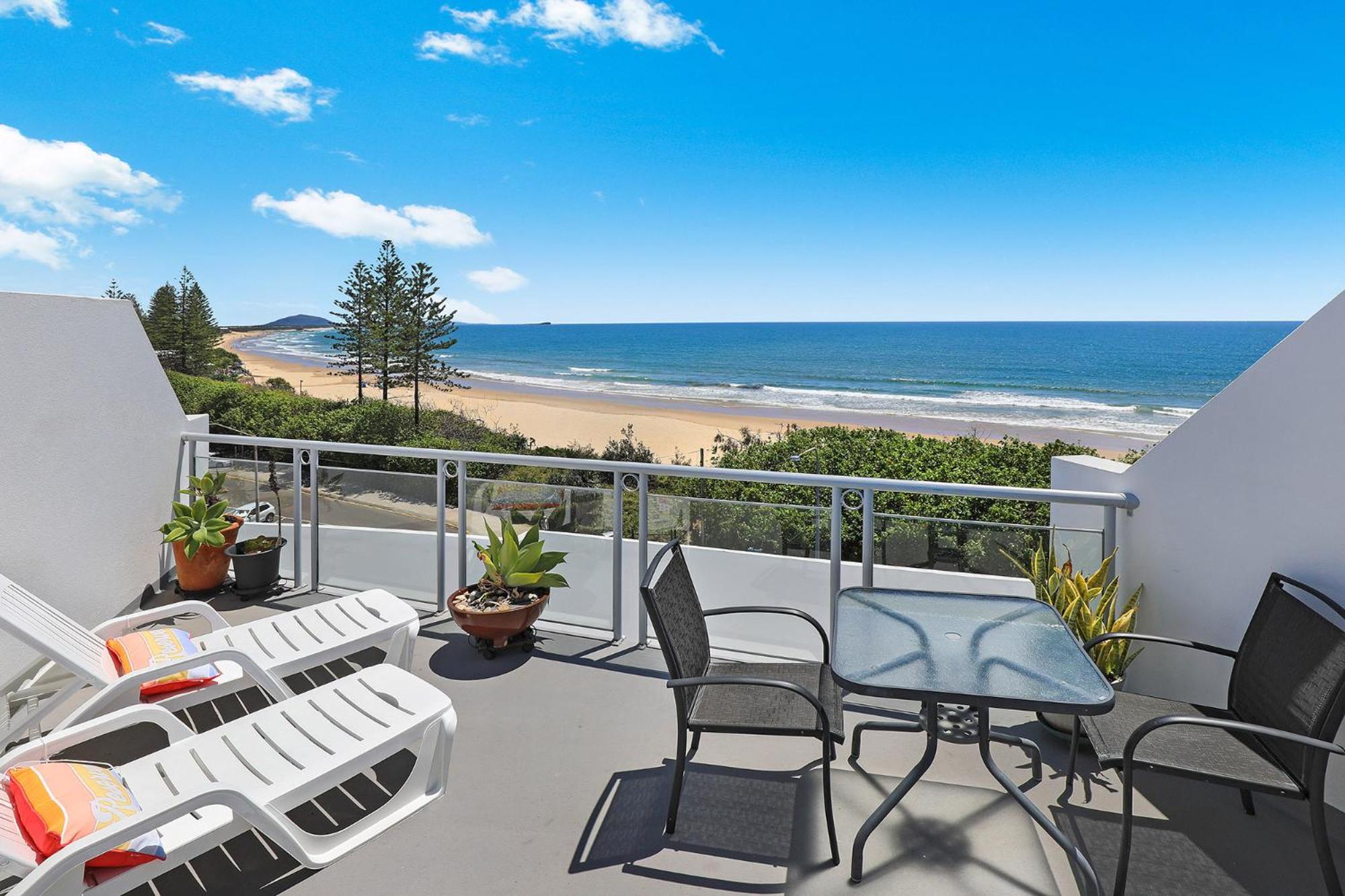 Grand Palais Boolarong Beachside Apartments