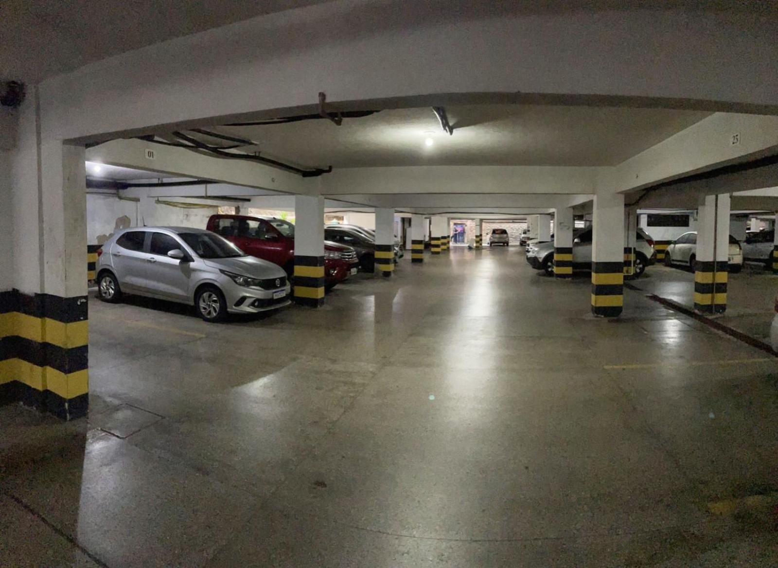 Flat aconchegante beira-mar na Pituba até 4 hóspedes