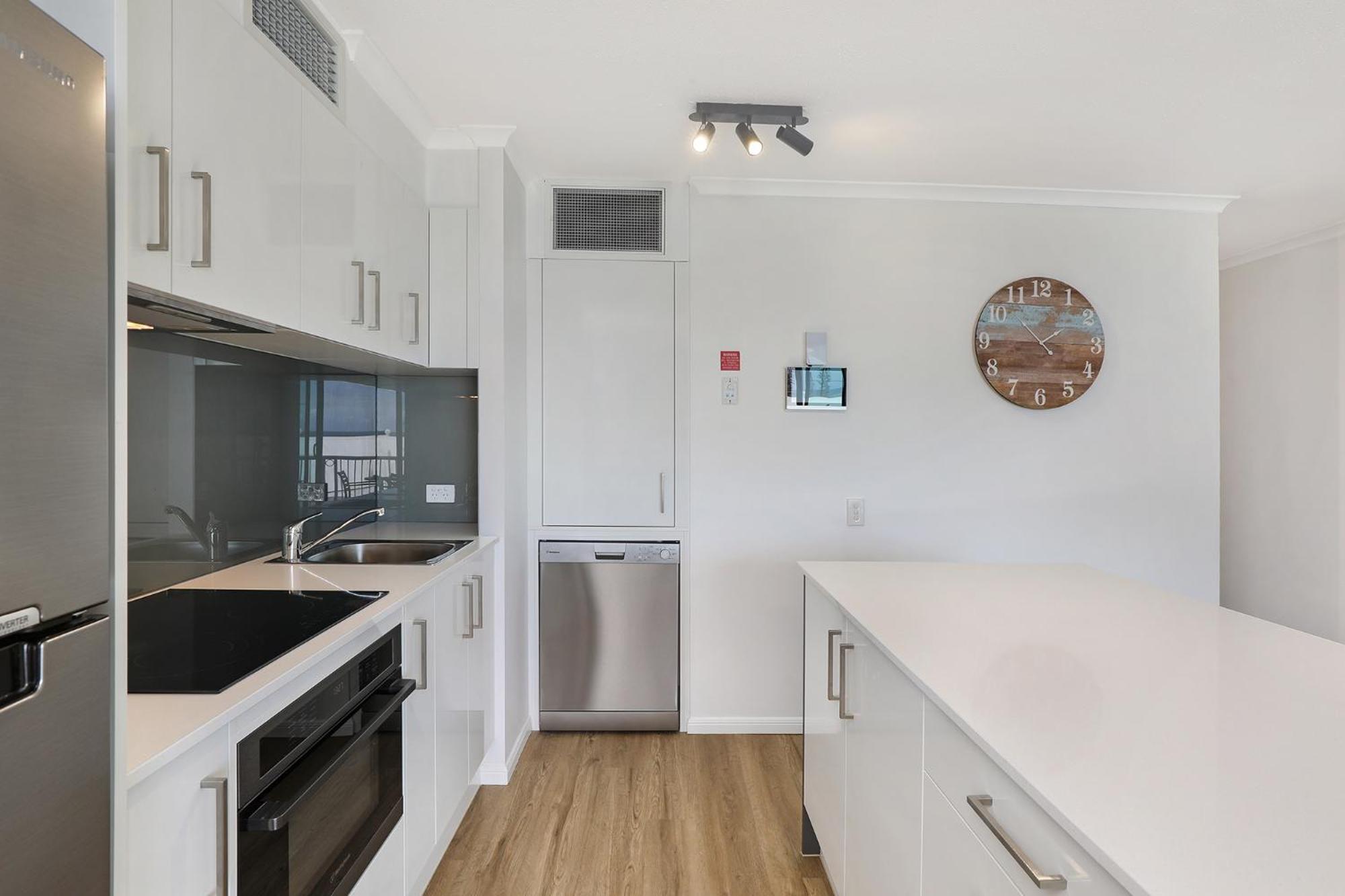 Grand Palais Boolarong Beachside Apartments