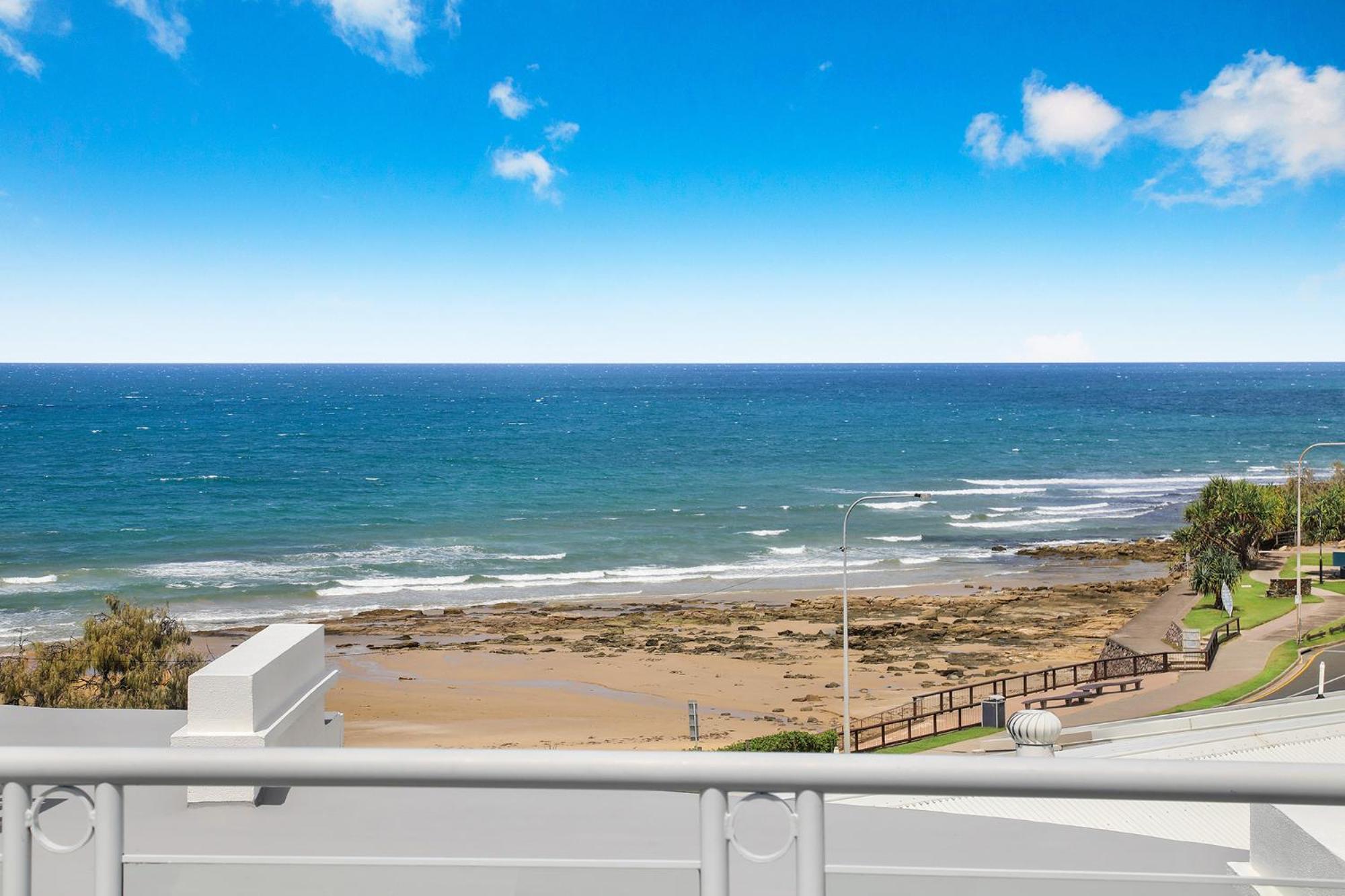 Grand Palais Boolarong Beachside Apartments