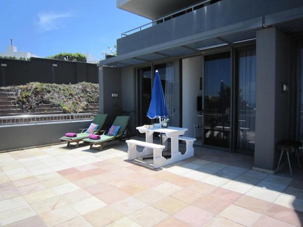 Infinity - Stunning 1 bedroom apartment with sea & mountain views view 2
