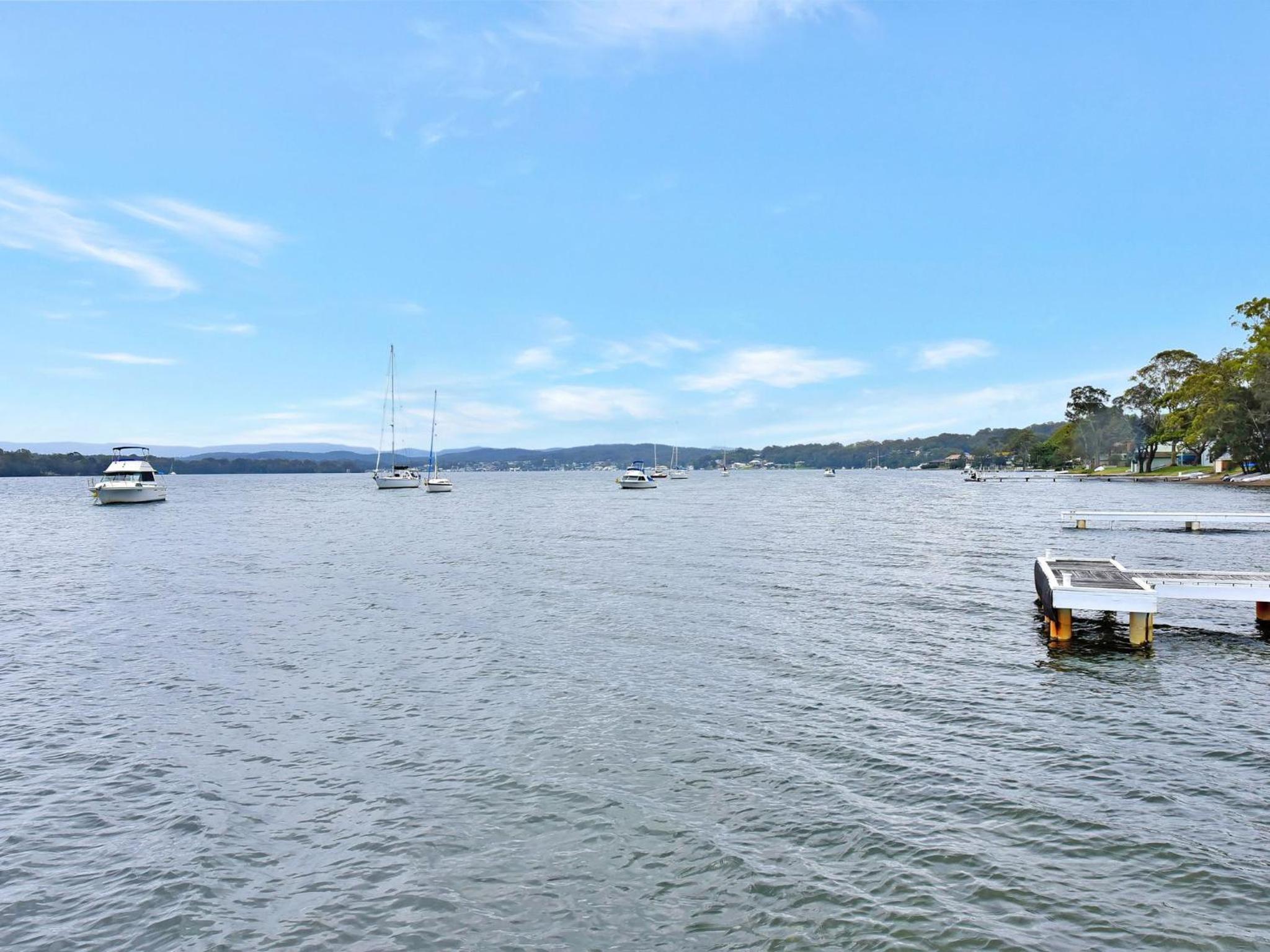 Coal Point Absolute Waterfront