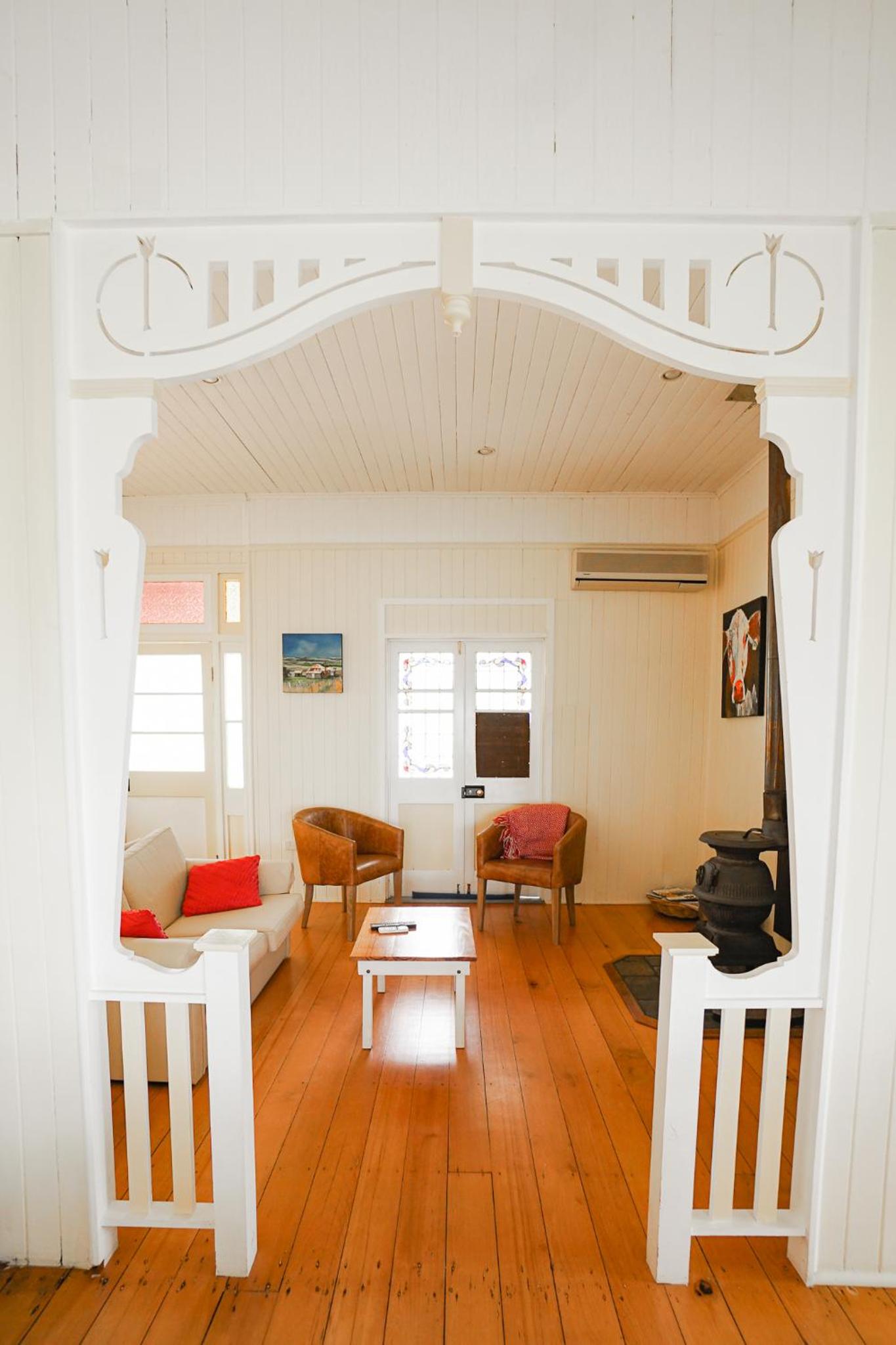 Montrose Farm Stay - Charming 2 bedroom cottage